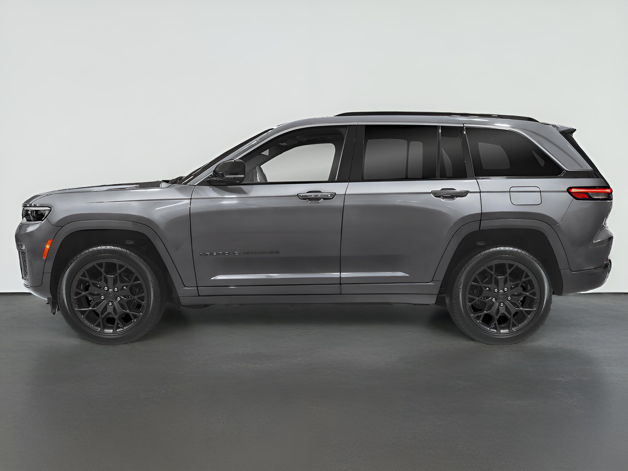 2026 Jeep Grand Cherokee Laredo