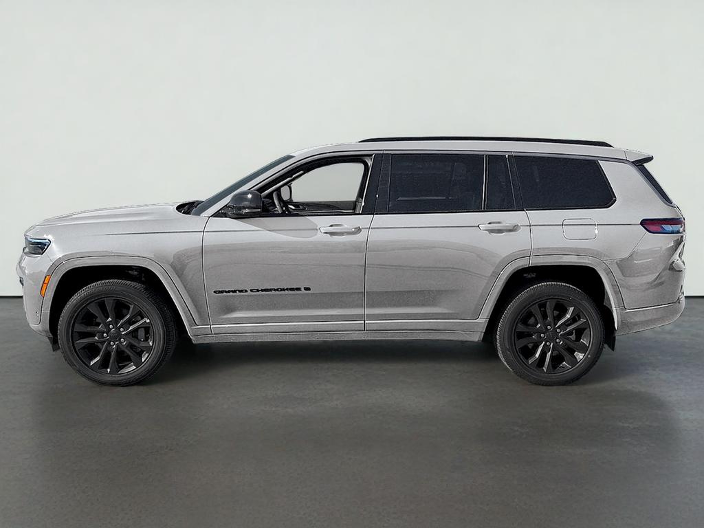 2026 Jeep Grand Cherokee GRAND CHEROKEE L LAREDO ALTITUDE 4X4