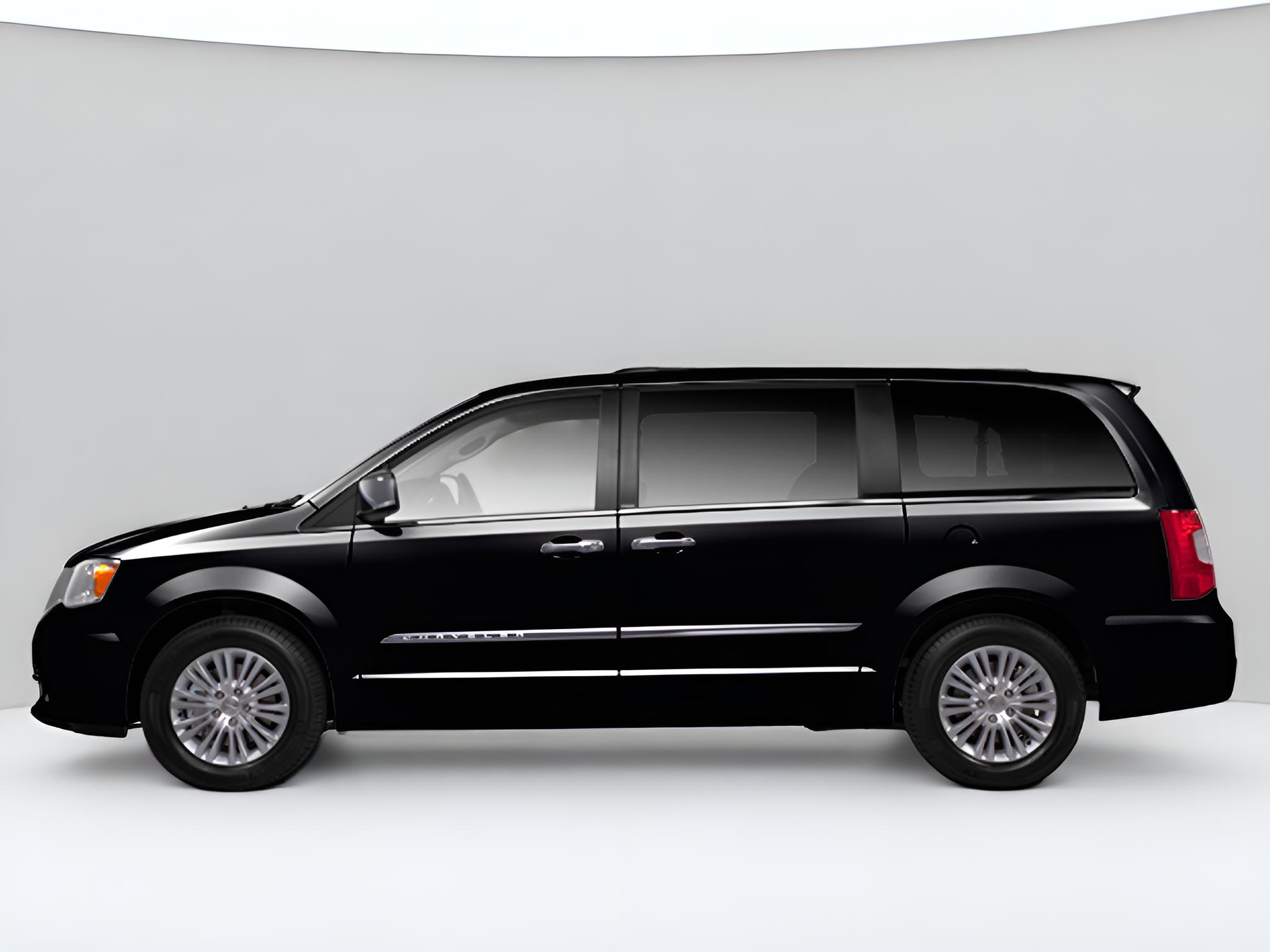 2012 Chrysler Town & Country Touring