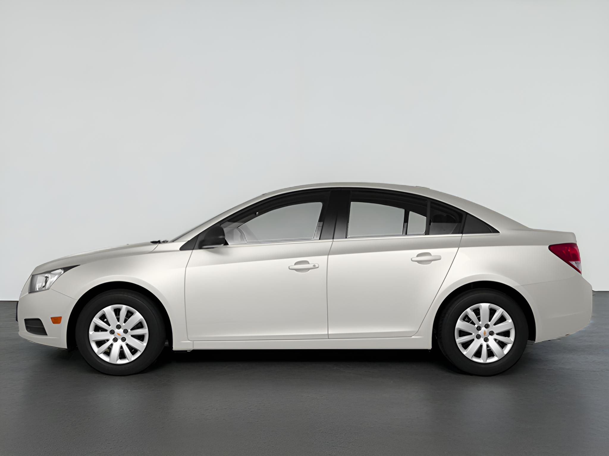 2013 Chevrolet Cruze LS