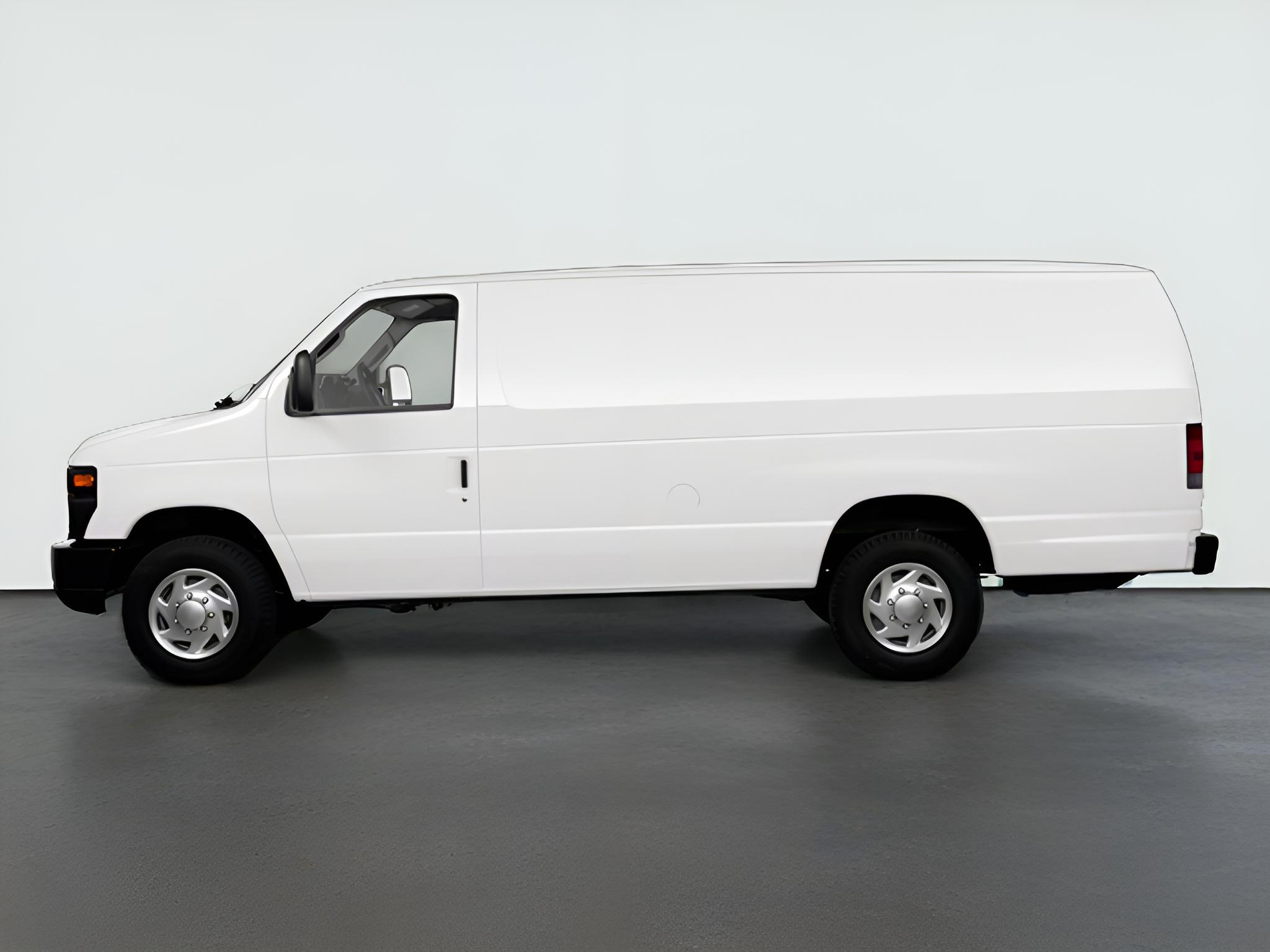 2013 Ford E-Series Cargo Van Commercial