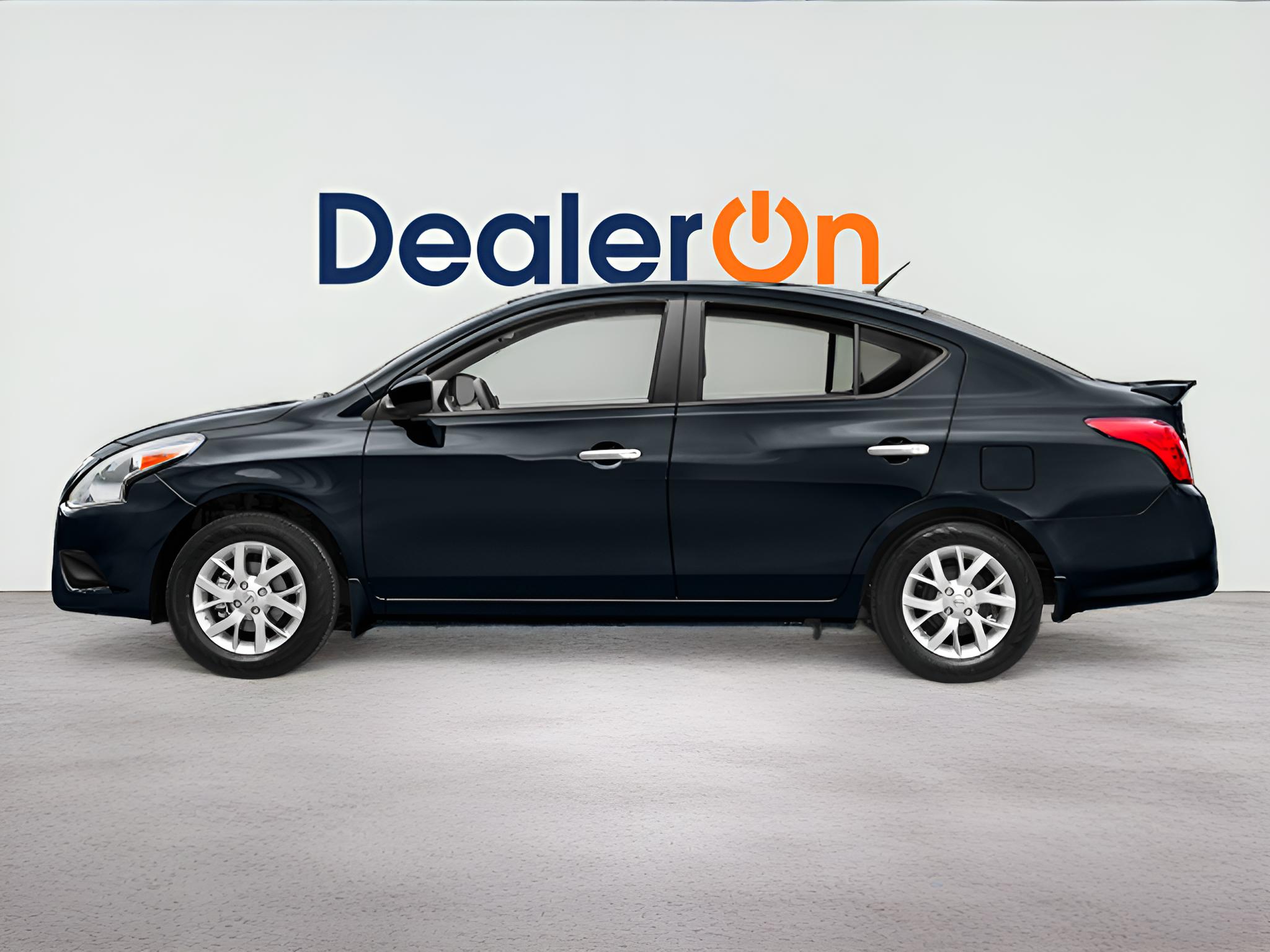 2016 Nissan Versa SV