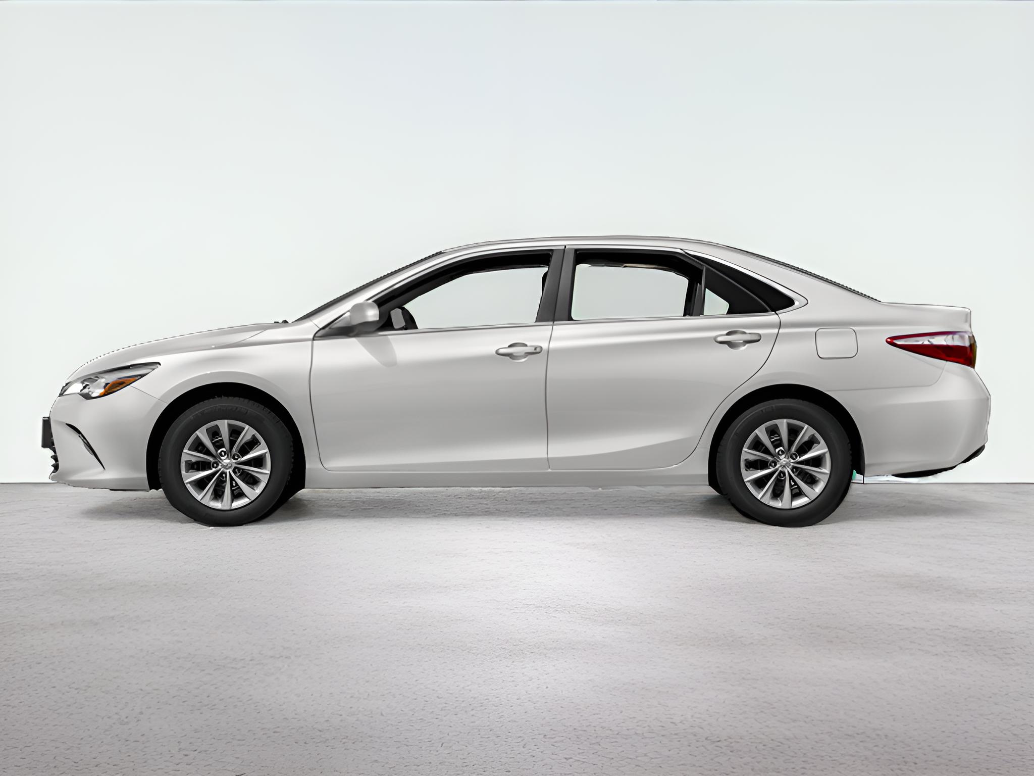 2016 Toyota Camry XLE