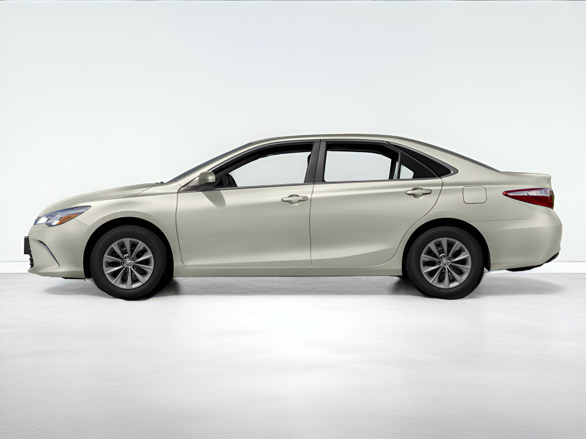 2016 Toyota Camry XLE