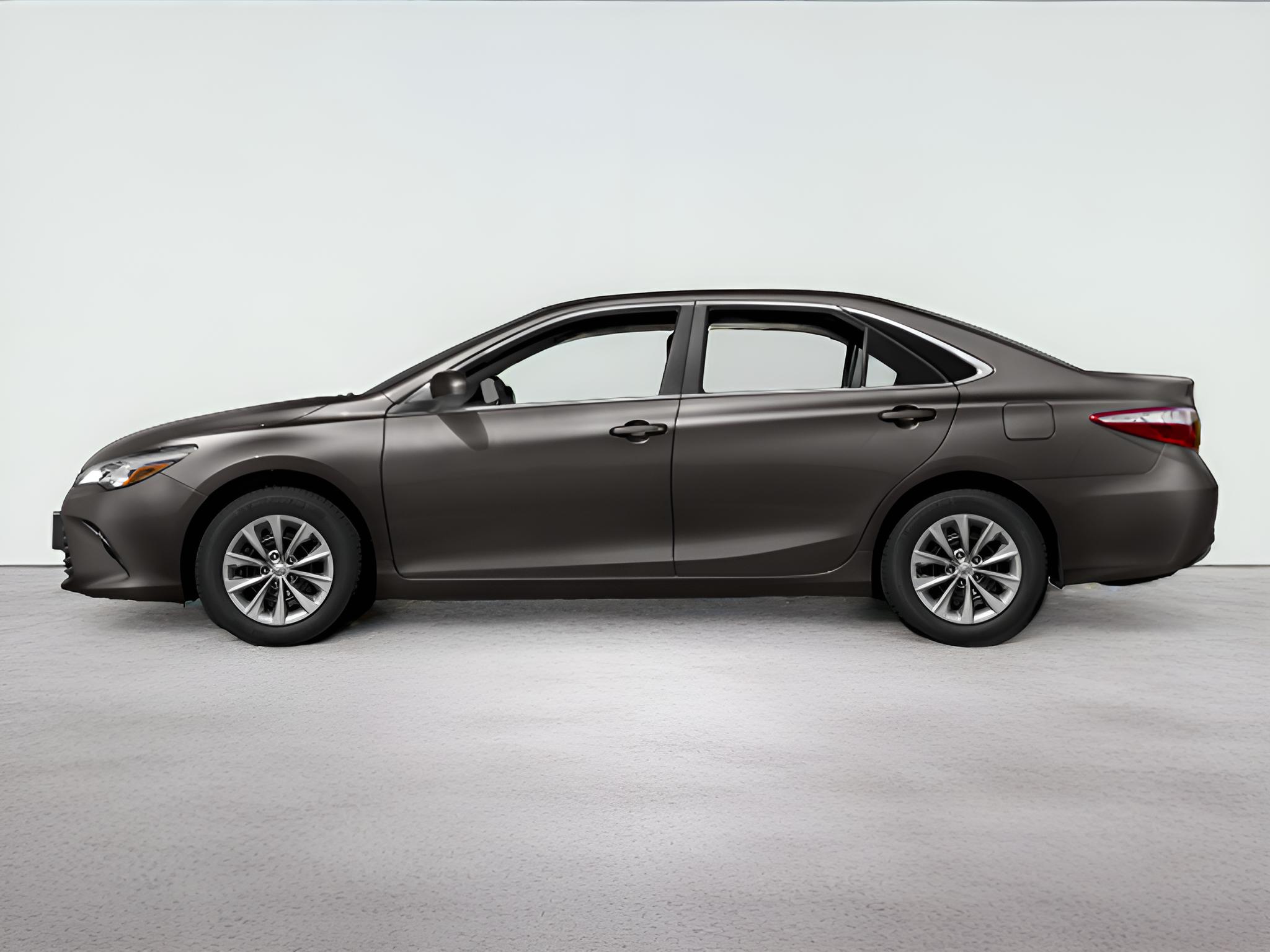 2016 Toyota Camry XLE