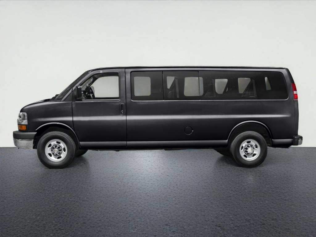 2017 Chevrolet Express Passenger LT