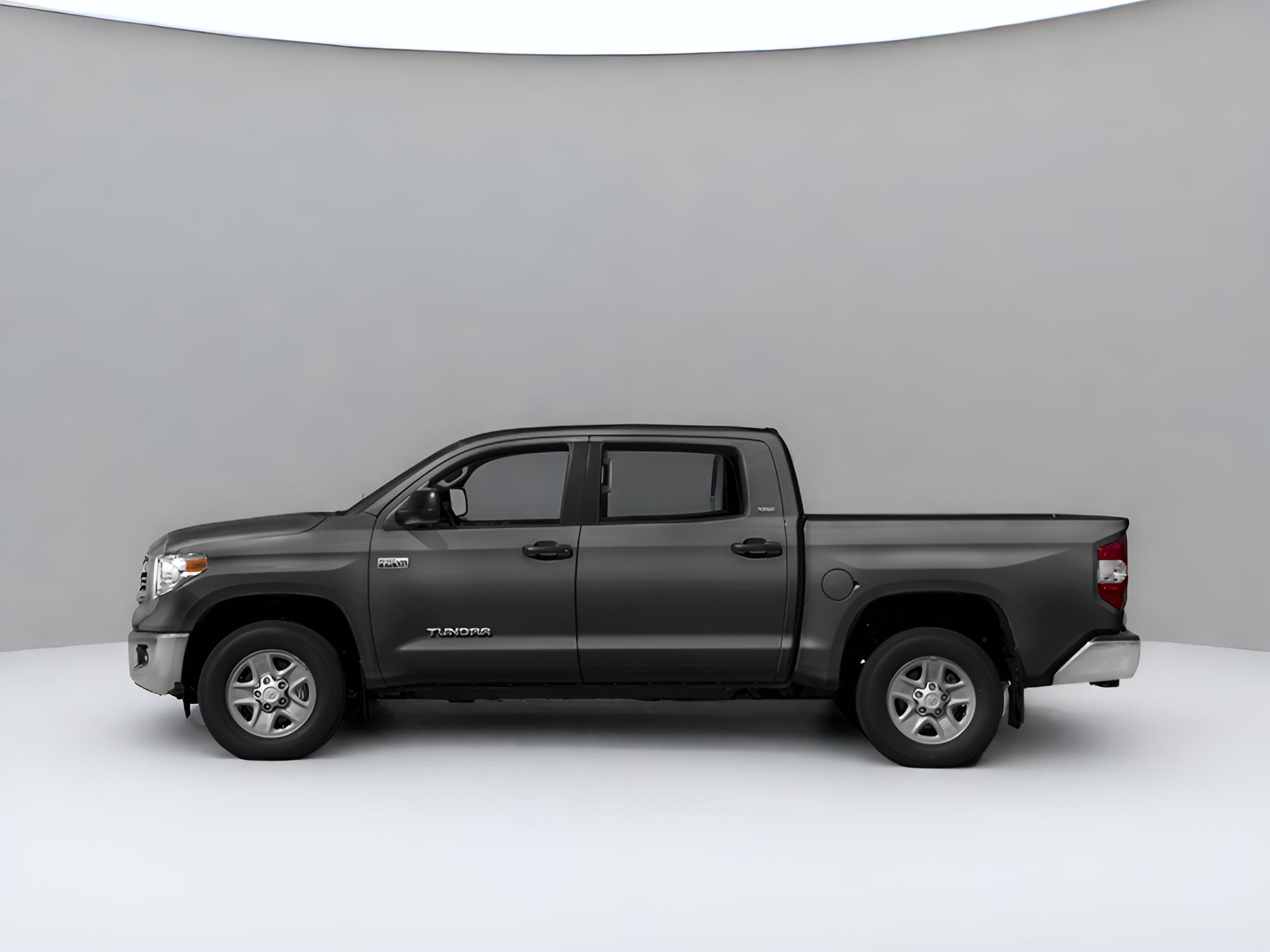 2017 Toyota Tundra SR5 5.7L V8