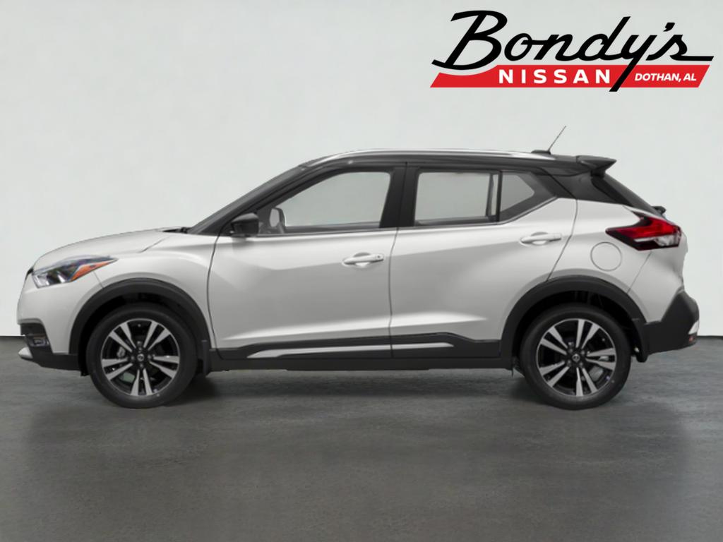 2018 Nissan Kicks — rear three-quarter view