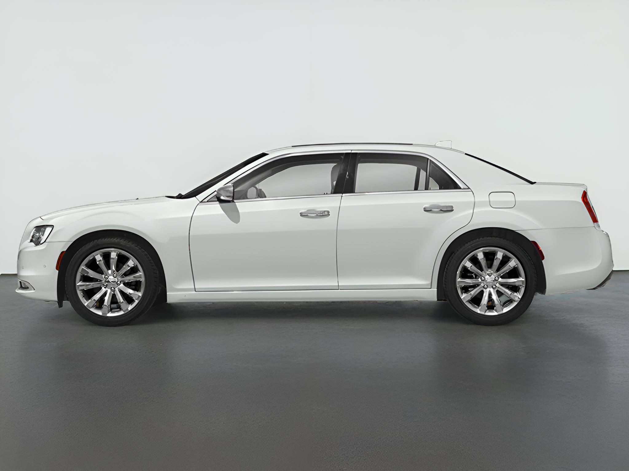 2019 Chrysler 300 Touring L AWD