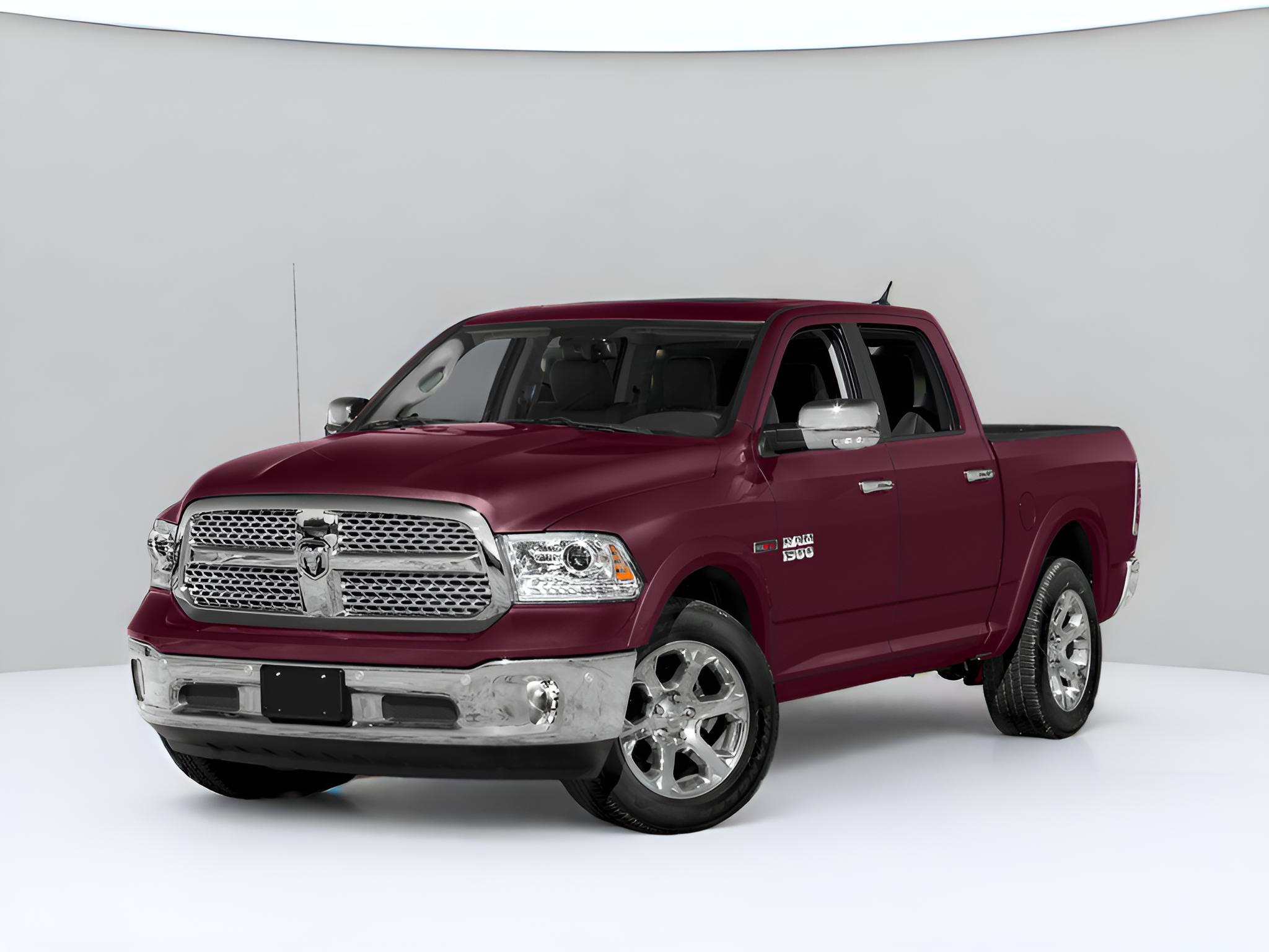 2017 RAM 1500 Laramie Crew Cab 4x4 5'7"" Box