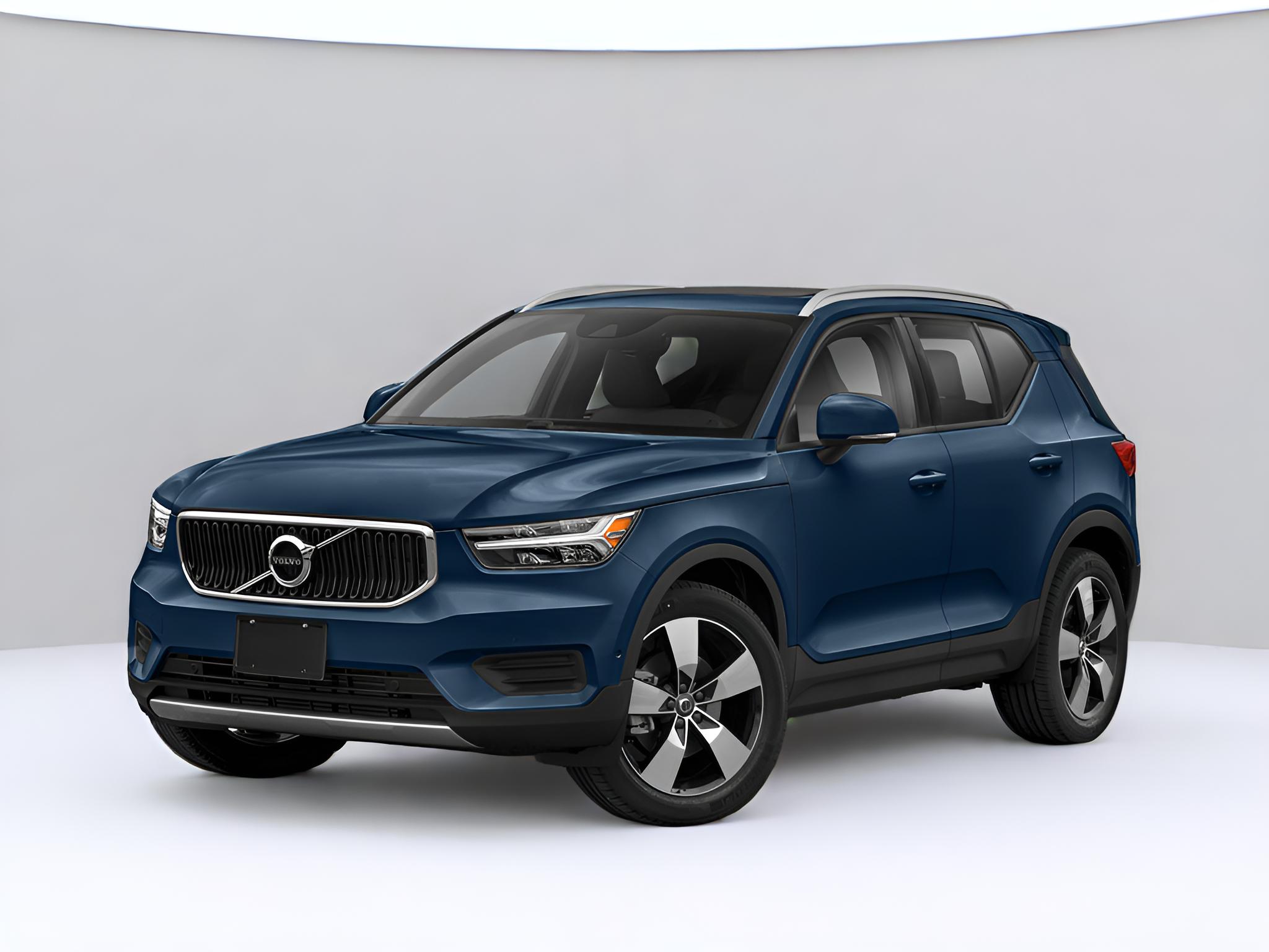 2021 Volvo XC40 Momentum
