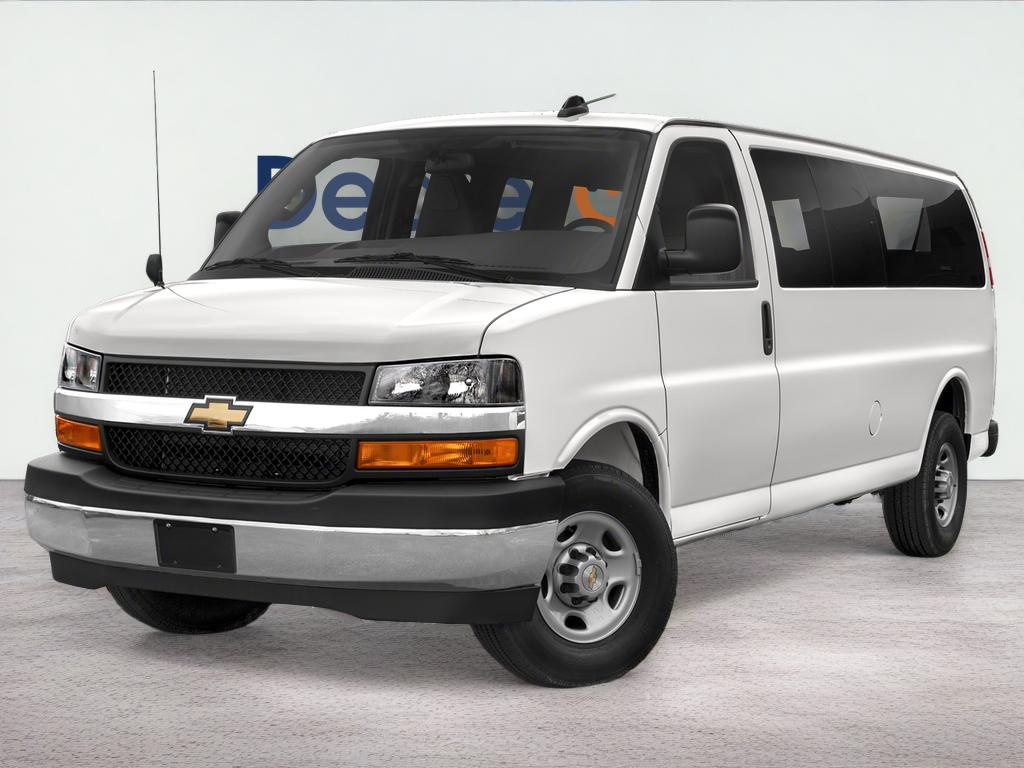 2022 Chevrolet Express Passenger 1LS