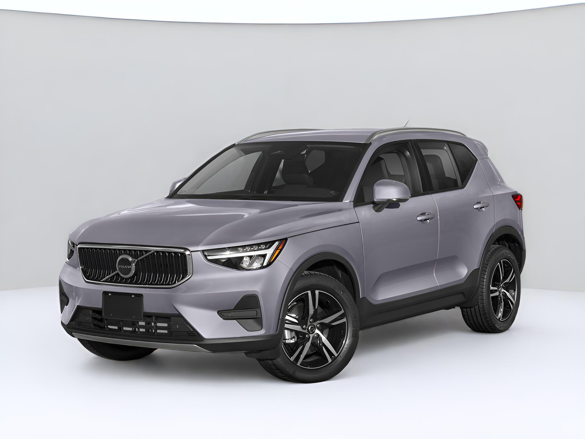 2023 Volvo XC40 B5 Core