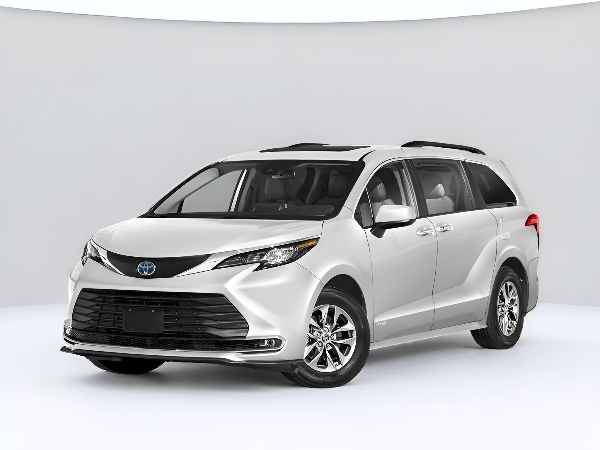 2024 Toyota Sienna XLE 7 Passenger