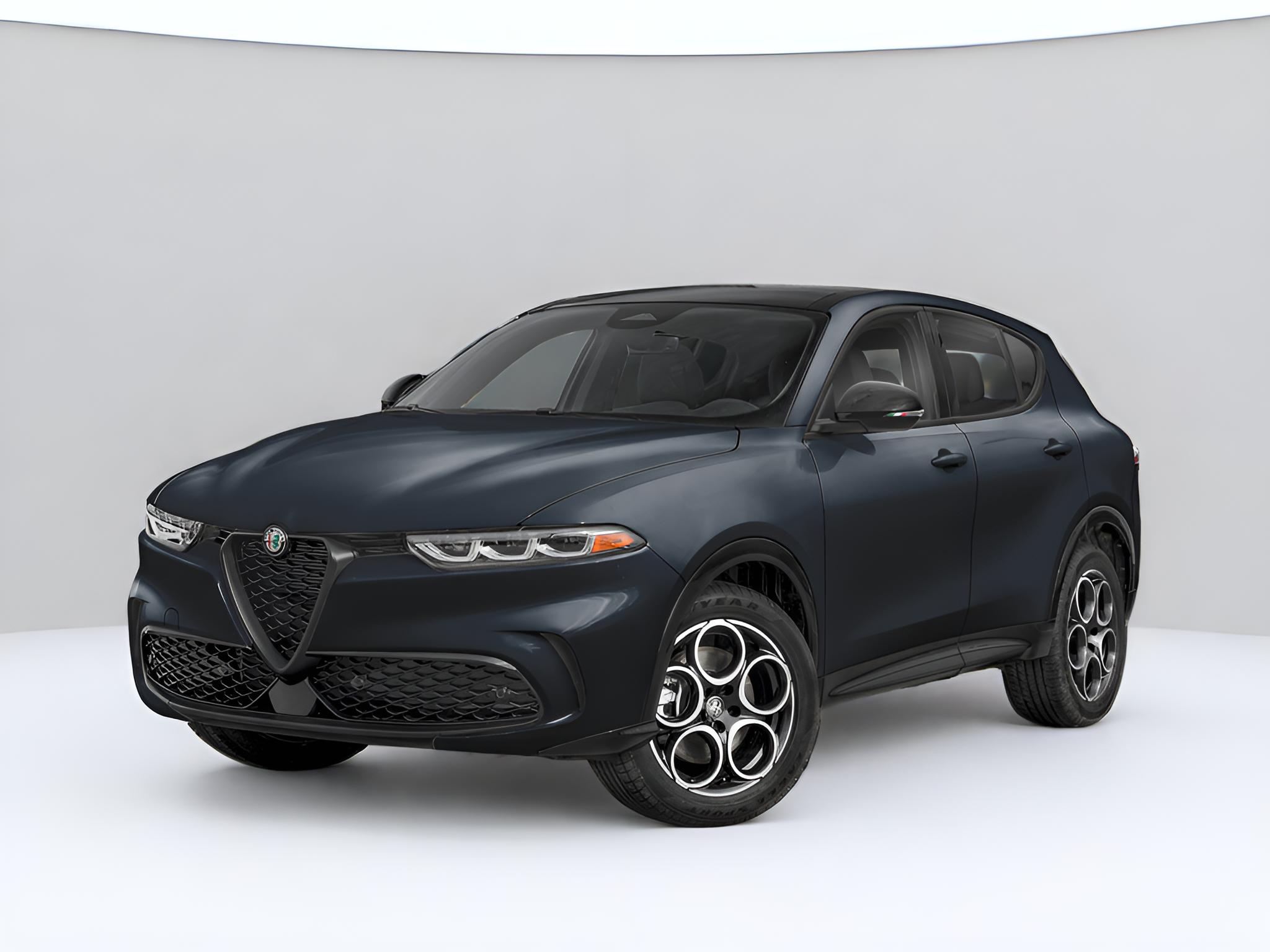 2025 Alfa Romeo Tonale Base