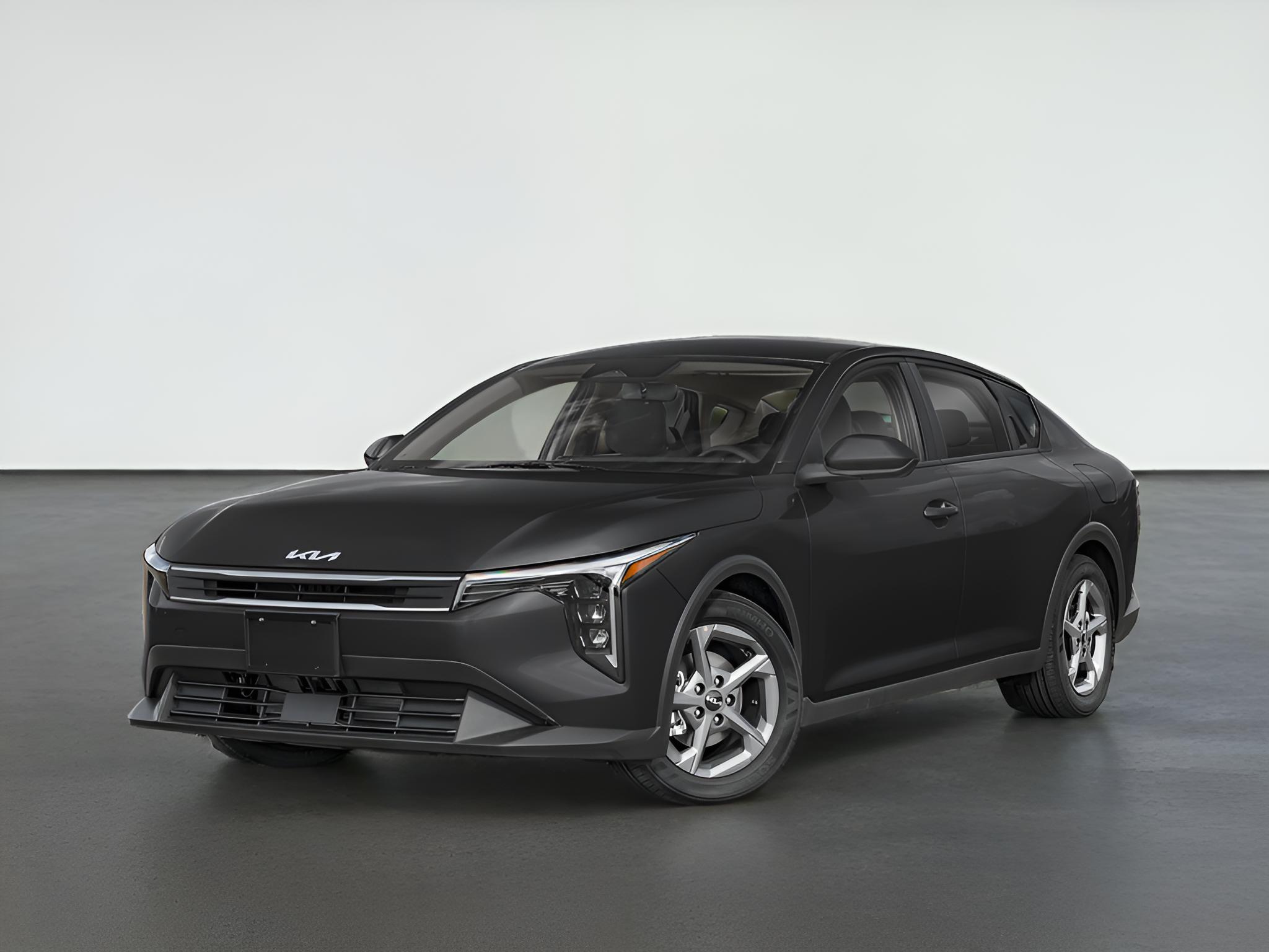 2025 Kia K4 LXS FWD