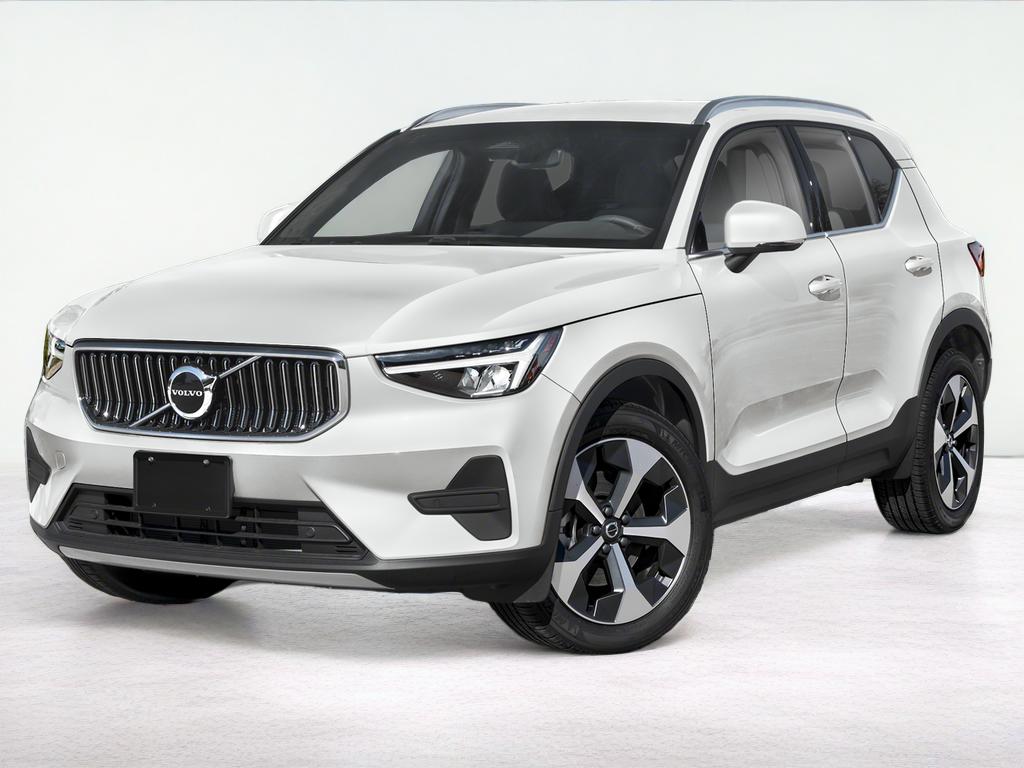2025 Volvo XC40 B5 Plus Dark Theme