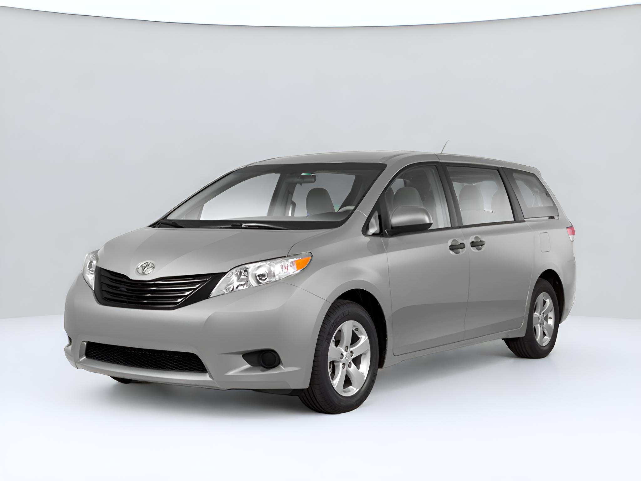 2012 Toyota Sienna XLE AAS