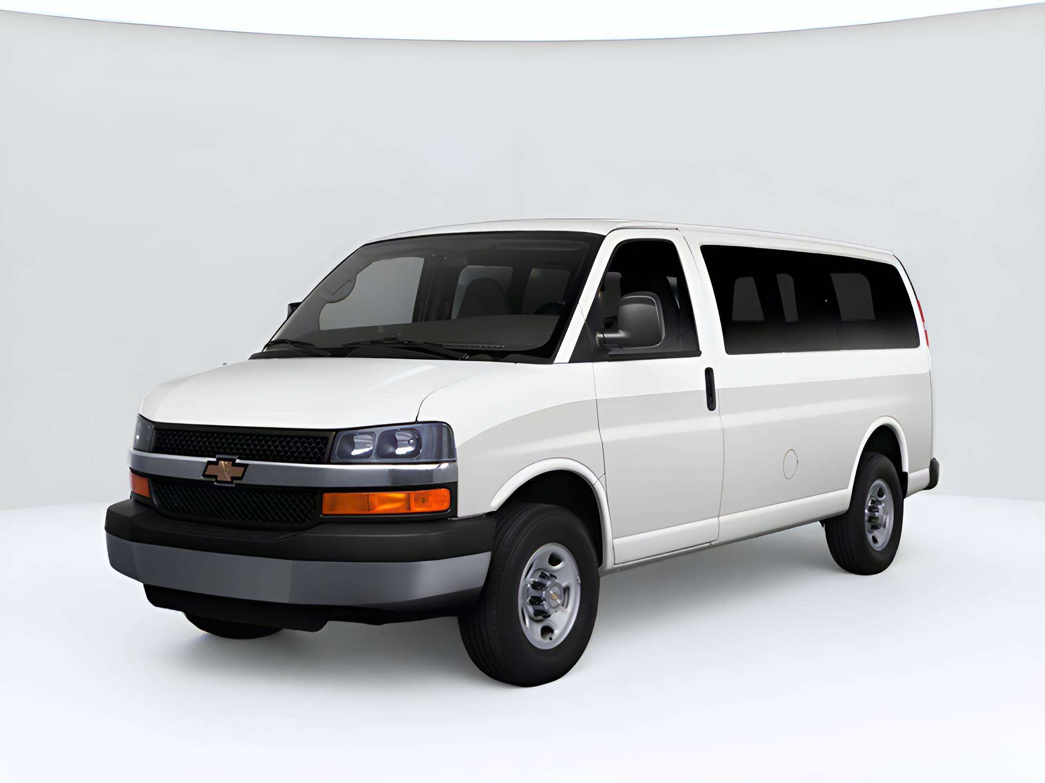 2013 Chevrolet Express Passenger LS