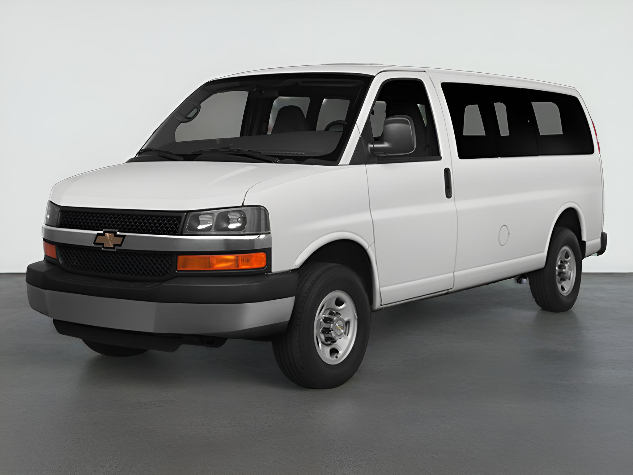 2014 Chevrolet Express Passenger LT