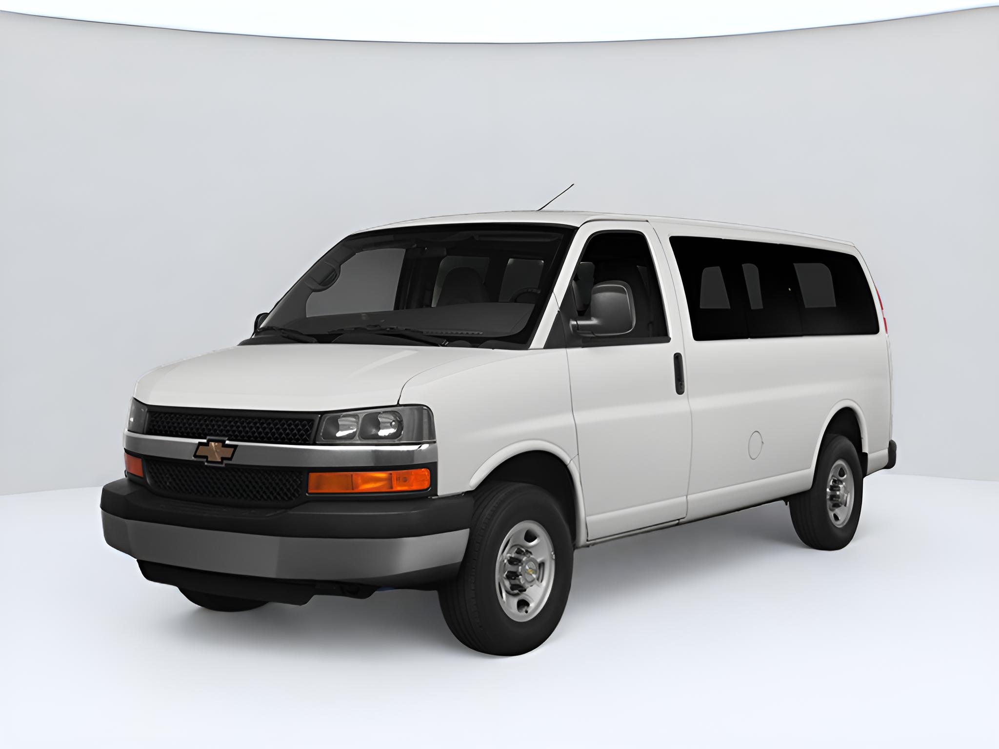 2014 Chevrolet Express Passenger LT