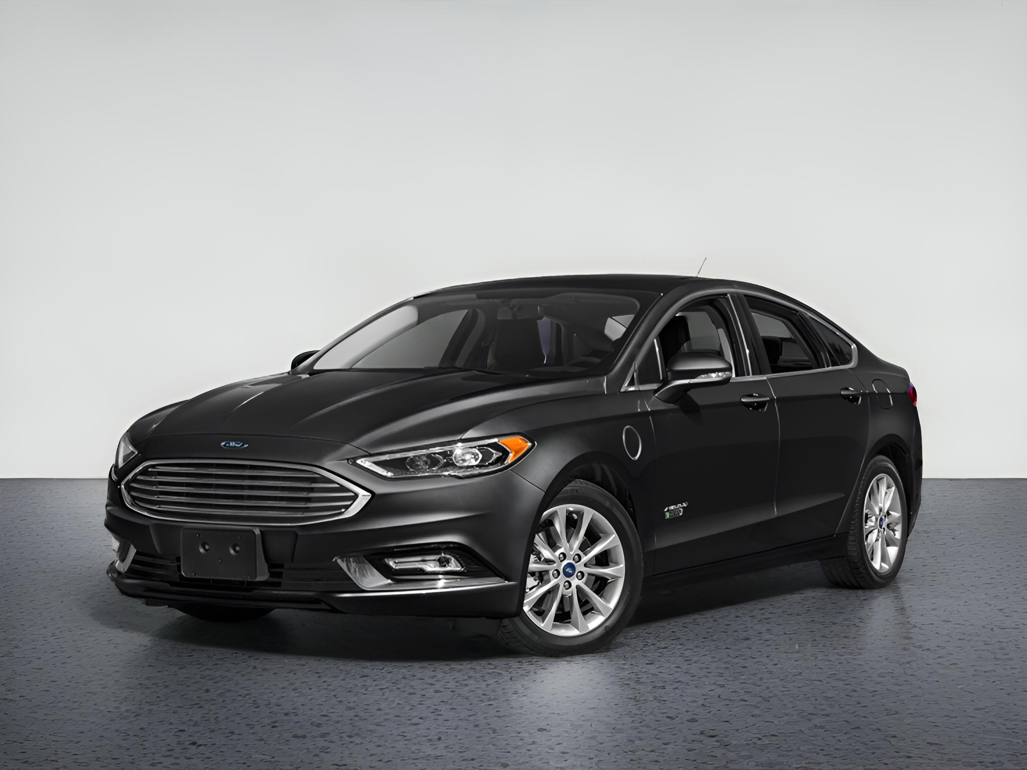 2018 Ford Fusion Energi SE Luxury
