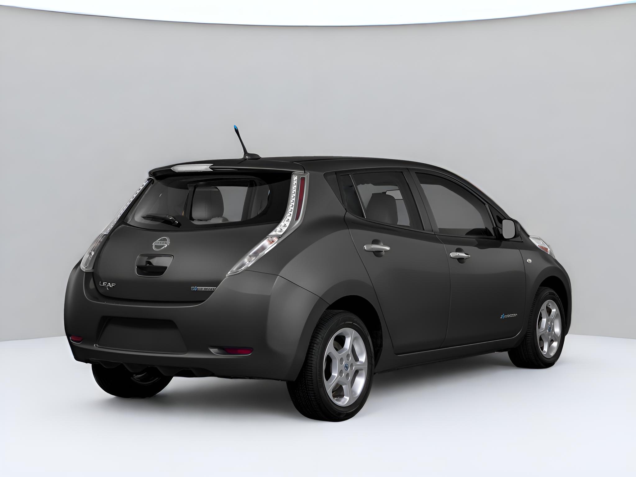 2015 Nissan LEAF S