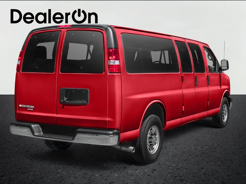 2016 Chevrolet Express Passenger LT