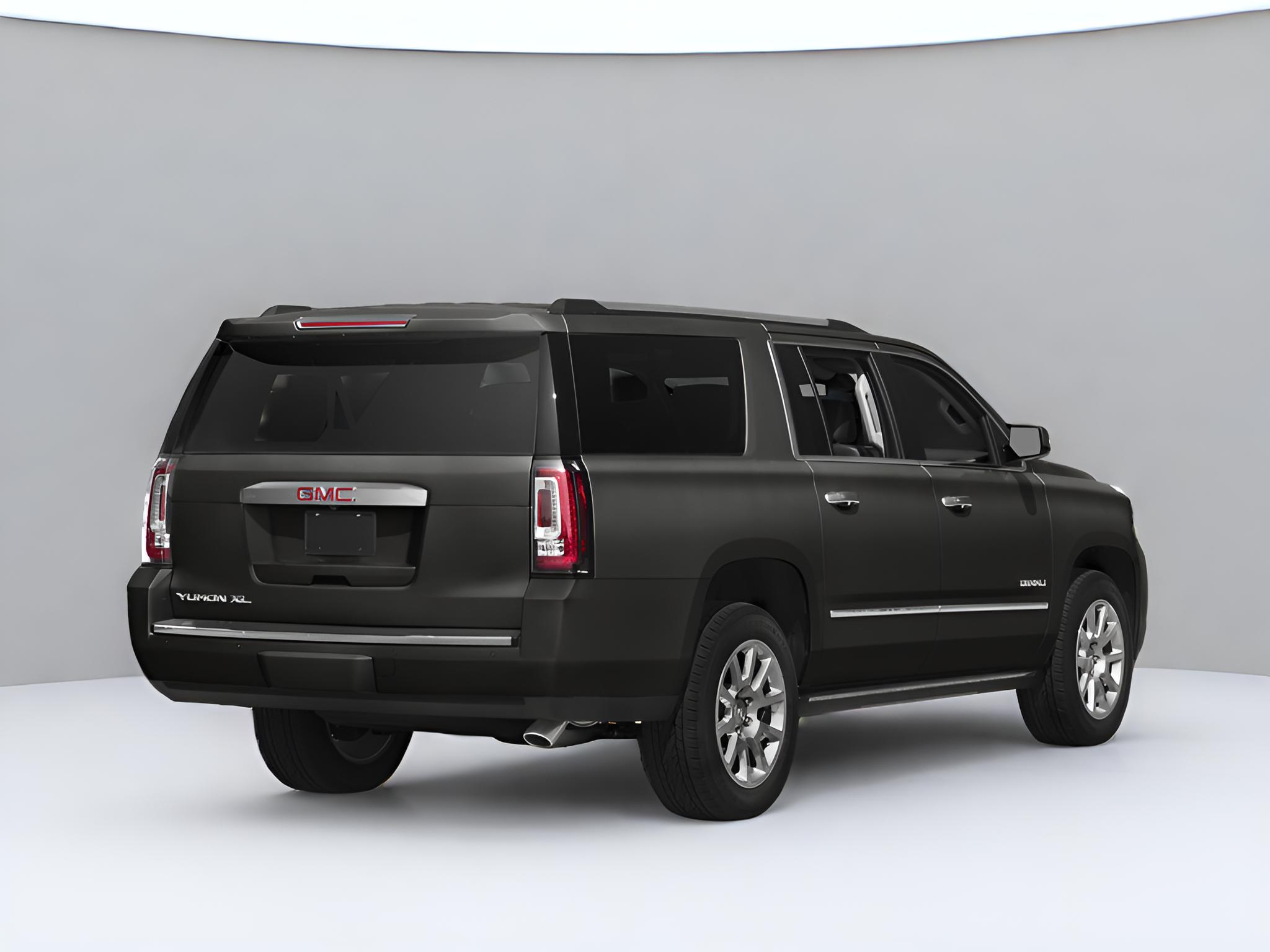 2018 GMC Yukon XL Denali 4WD 4dr Denali