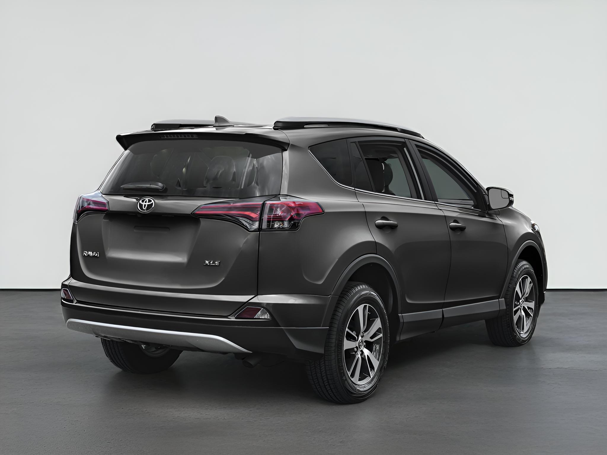 2018 Toyota RAV4 XLE AWD (Natl)