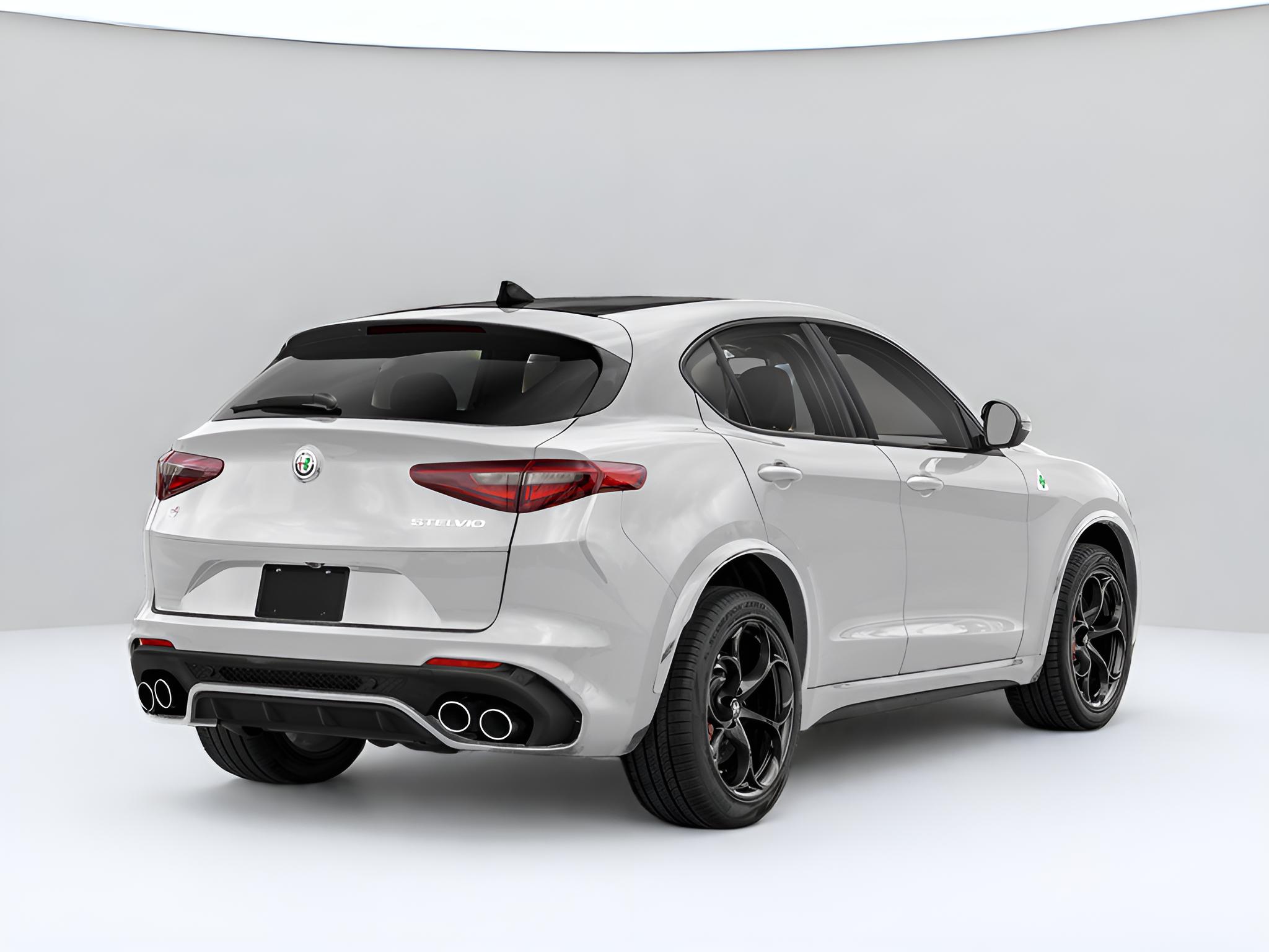2020 Alfa Romeo Stelvio Quadrifoglio