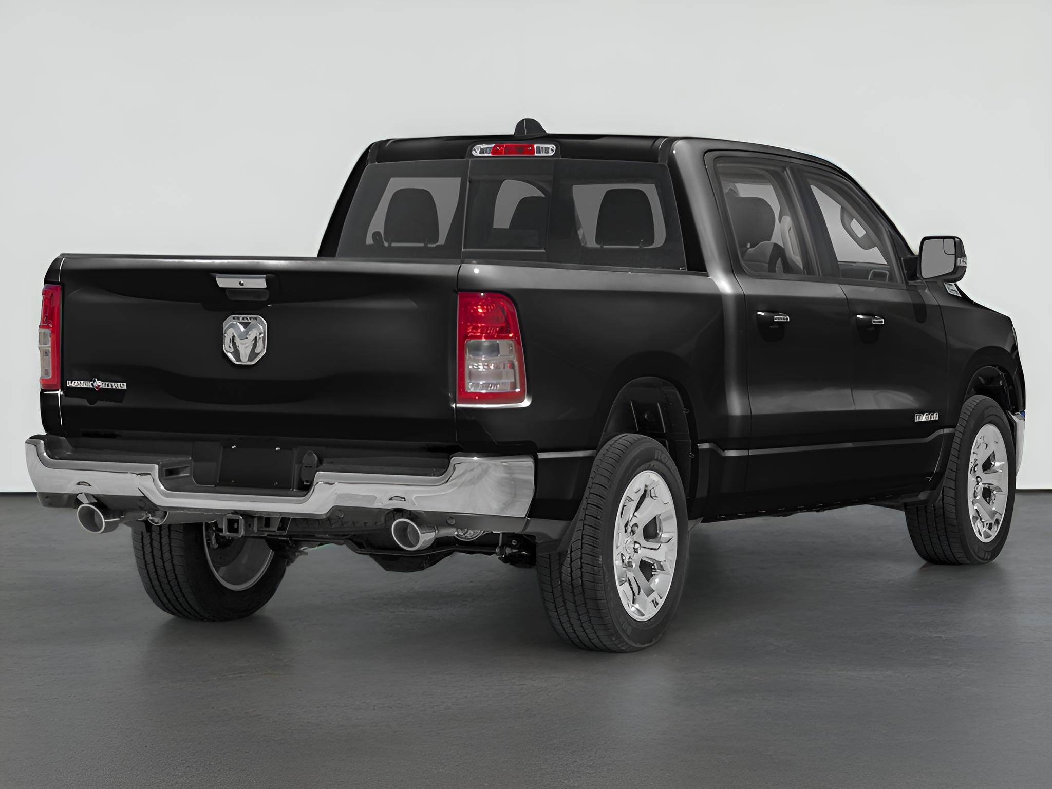 2020 RAM 1500 Big Horn Crew Cab 4x4 5'7' Box