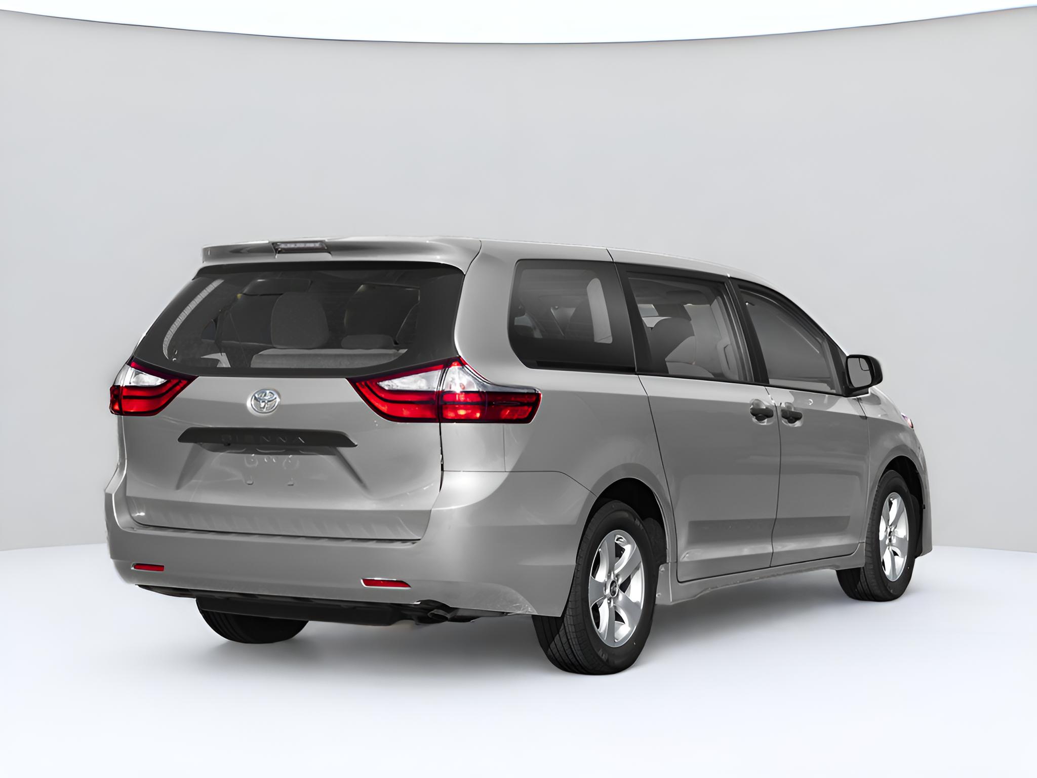2020 Toyota Sienna SE