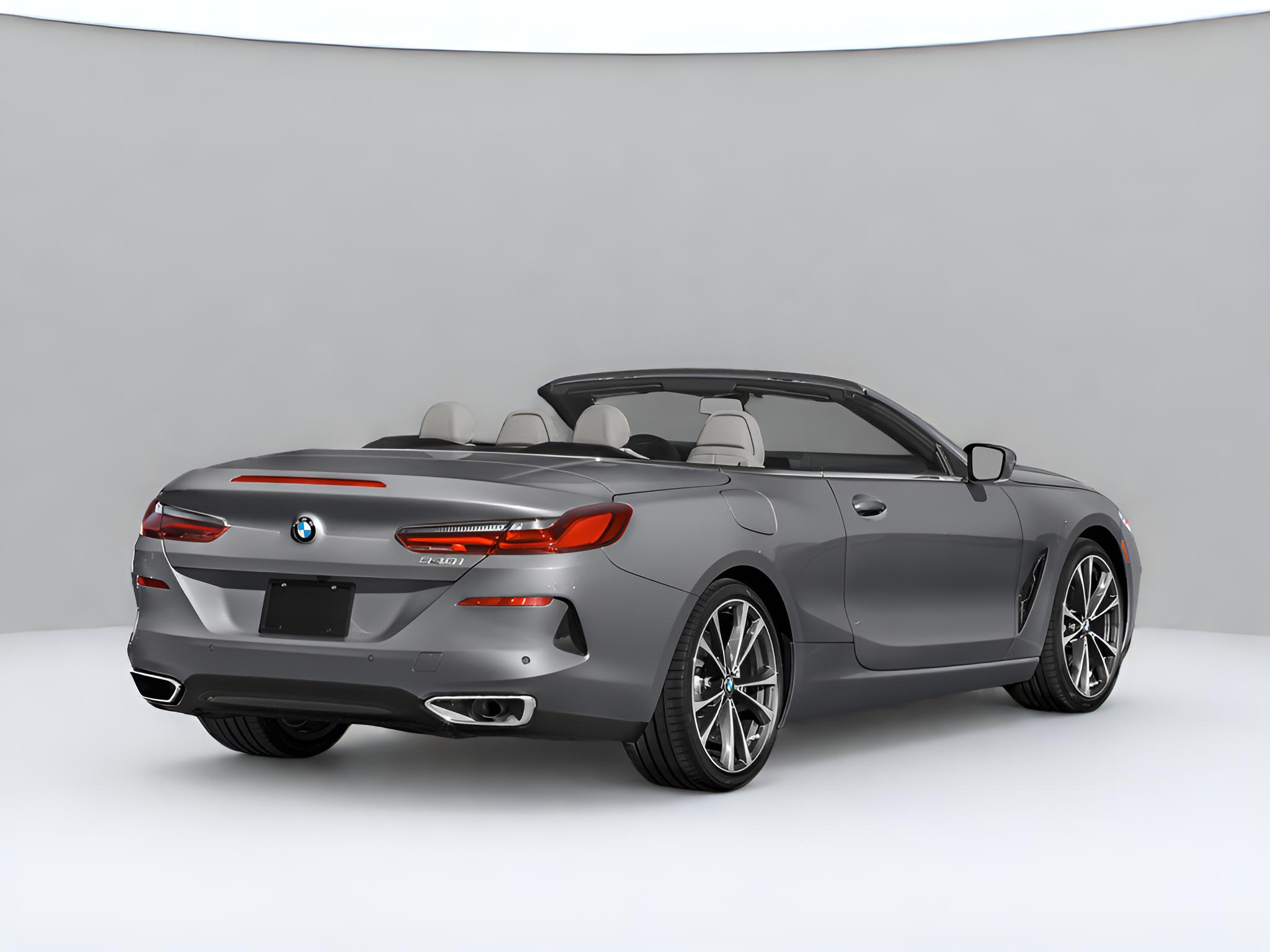 2022 BMW 8 Series 840i