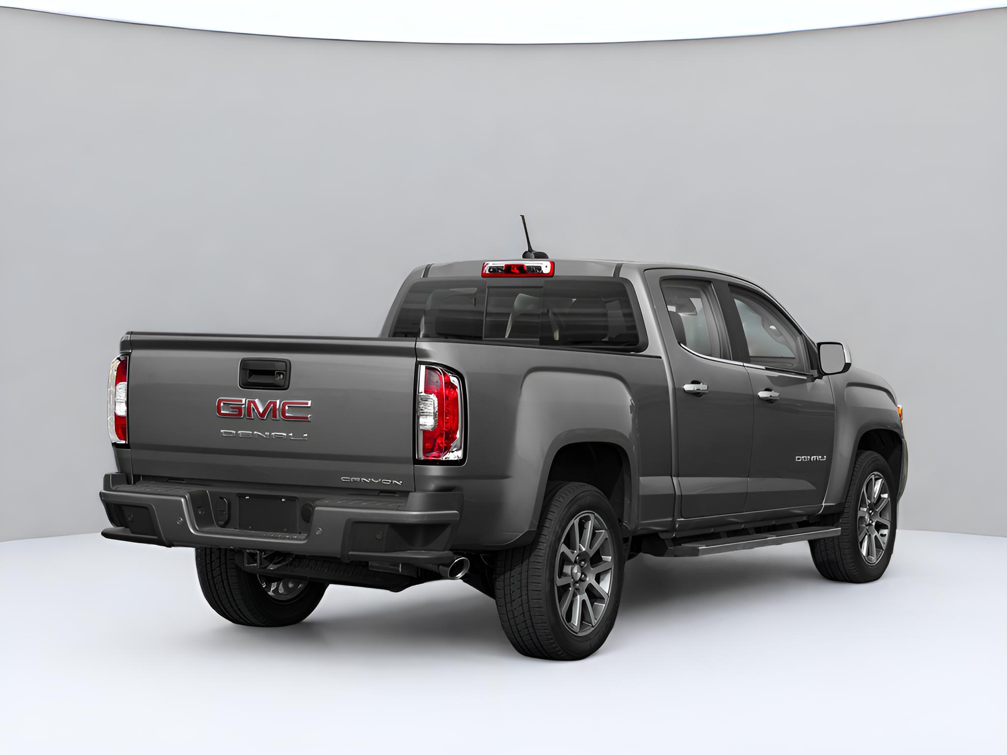 2022 GMC Canyon Crew Cab Short Box 4-Wheel Drive Denali
