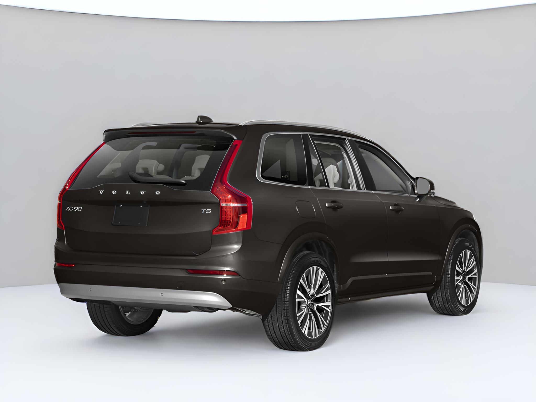 2022 Volvo XC90 T5 Momentum