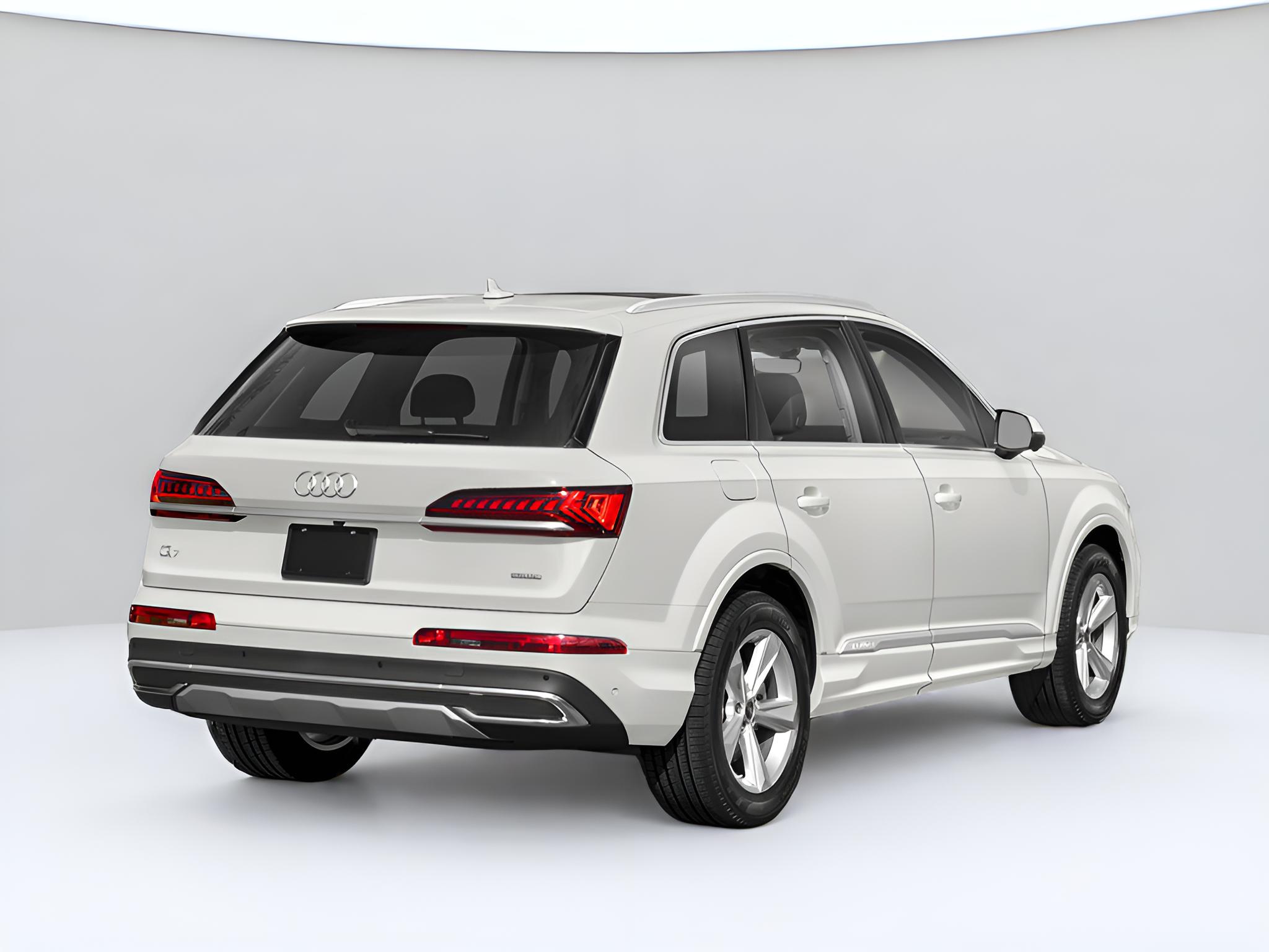 2023 Audi Q7 Premium Plus