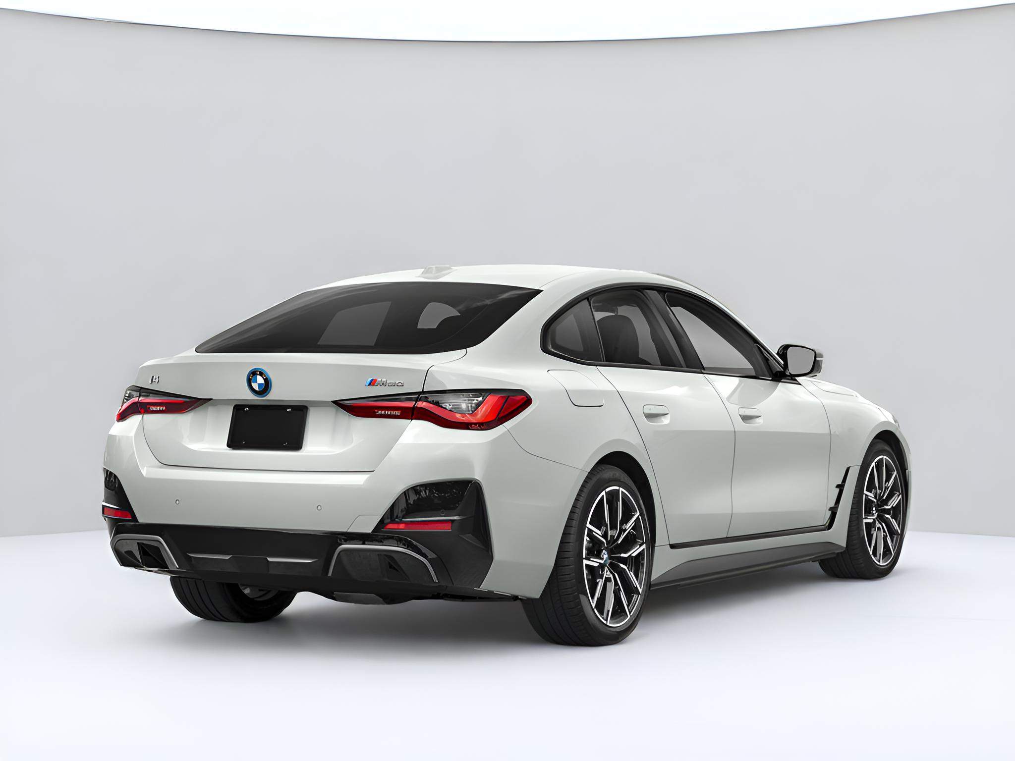 2023 BMW i4 M50