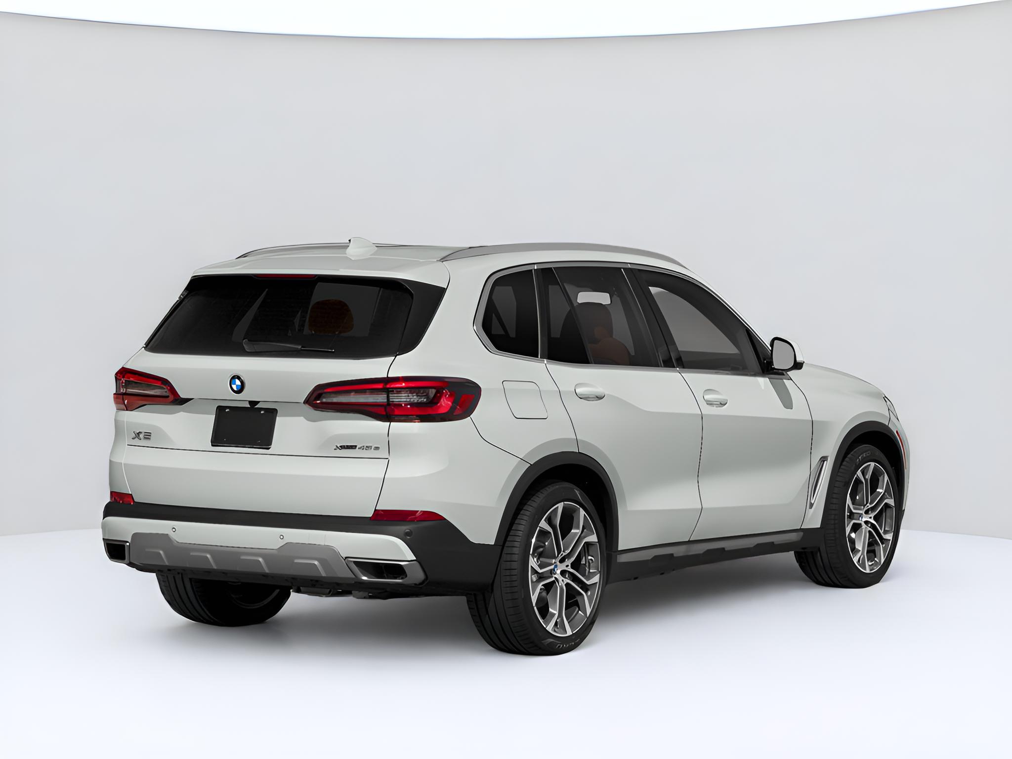 2023 BMW X5 xDrive45e