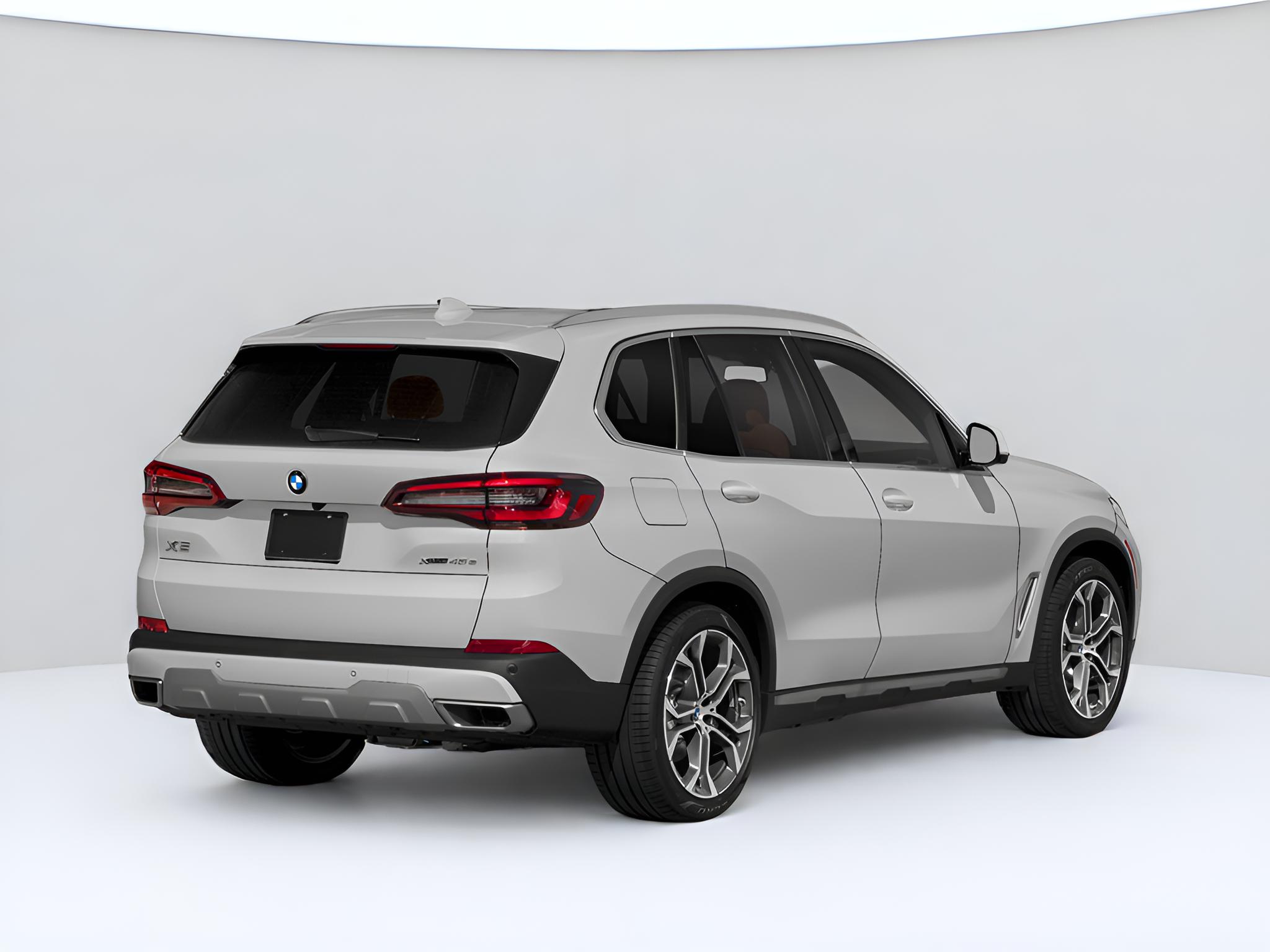 2023 BMW X5 xDrive45e