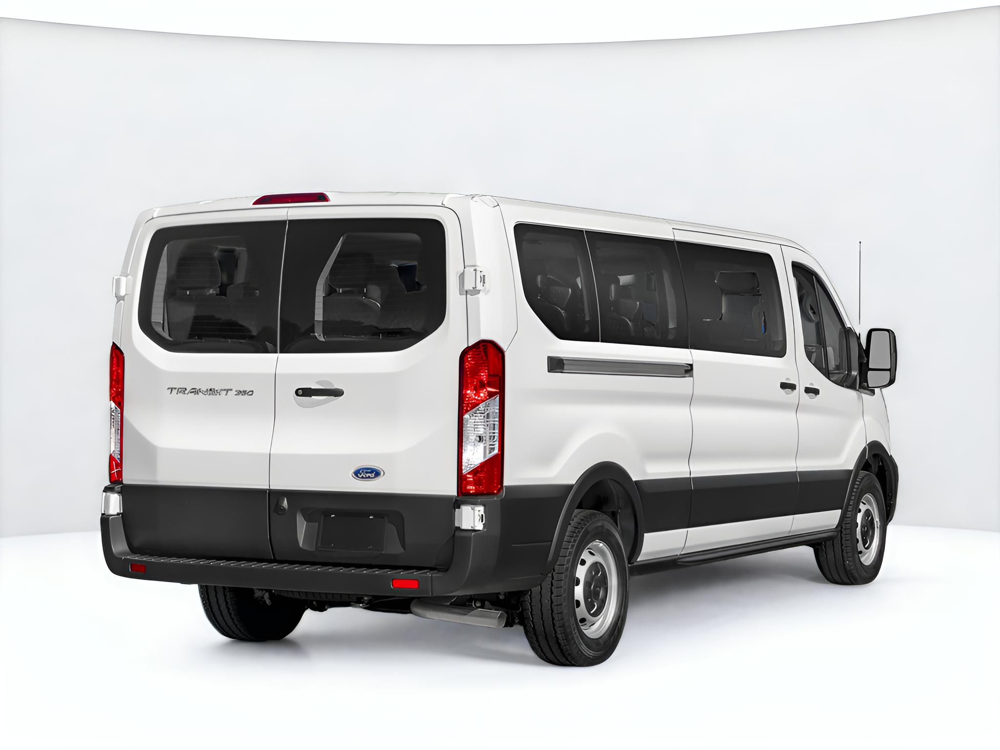 2023 Ford Transit Passenger Wagon XLT