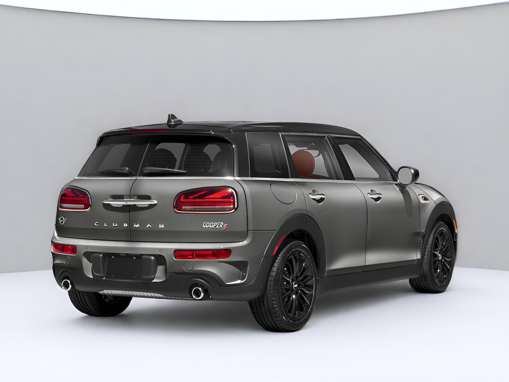 2023 MINI Clubman ICONIC