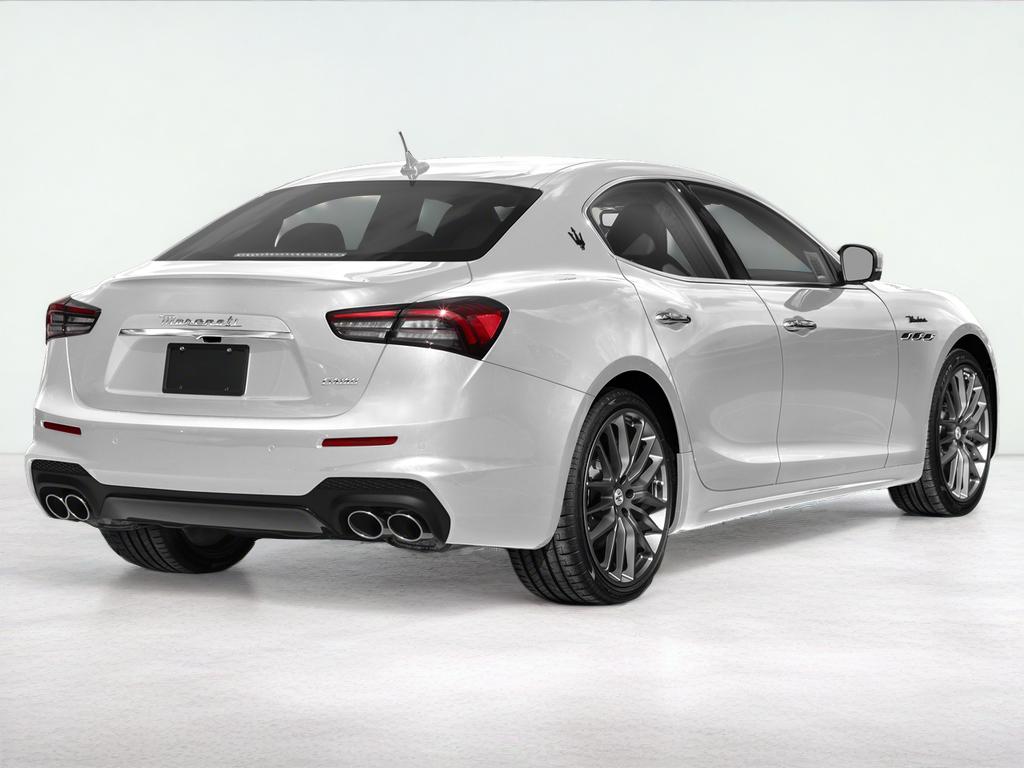 2023 Maserati Ghibli Modena Q4