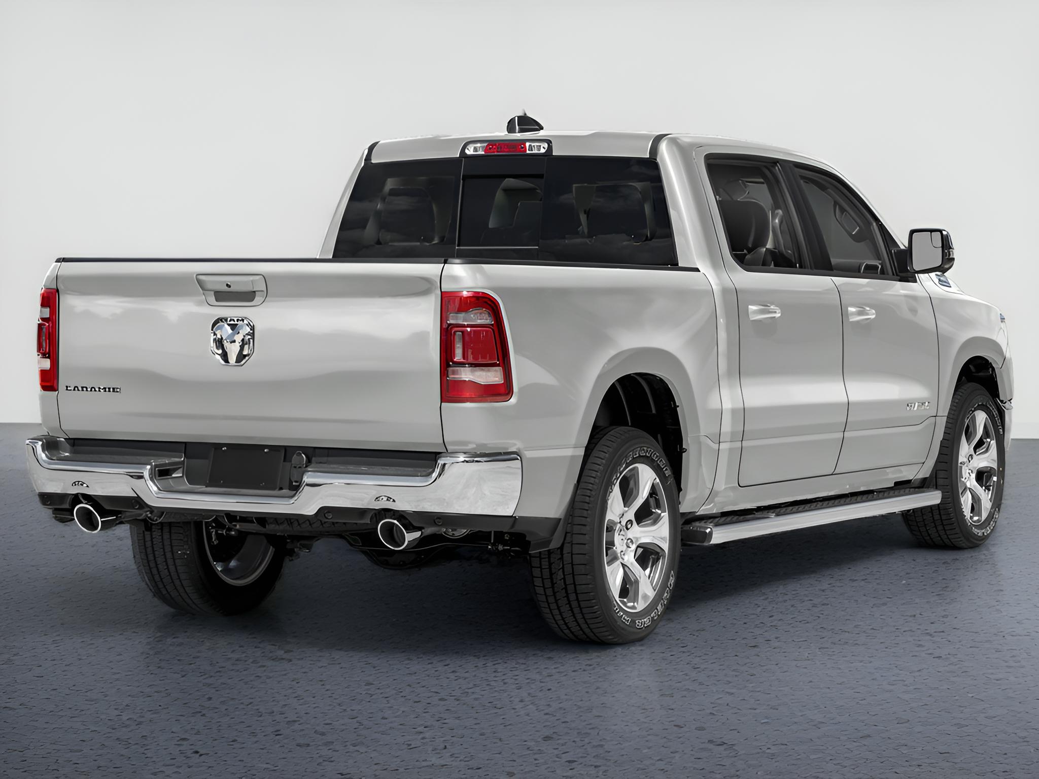 2023 RAM 1500 Laramie Crew Cab 4x4 5'7' Box