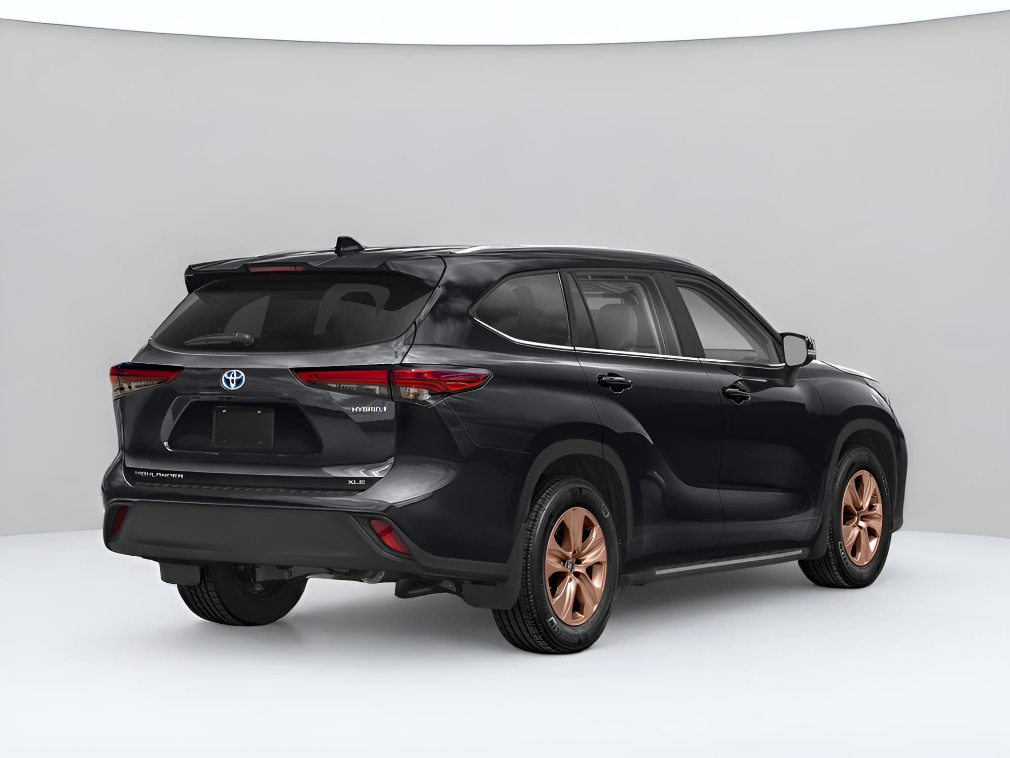 2023 Toyota Highlander Bronze Edition