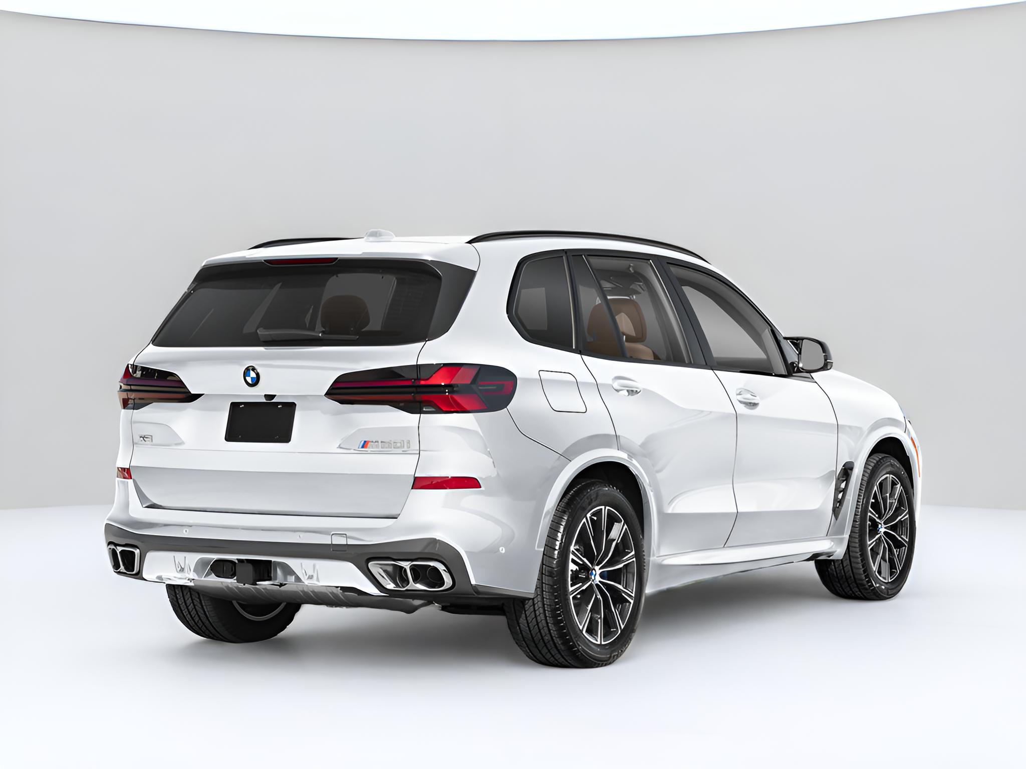 2024 BMW X5 M60i