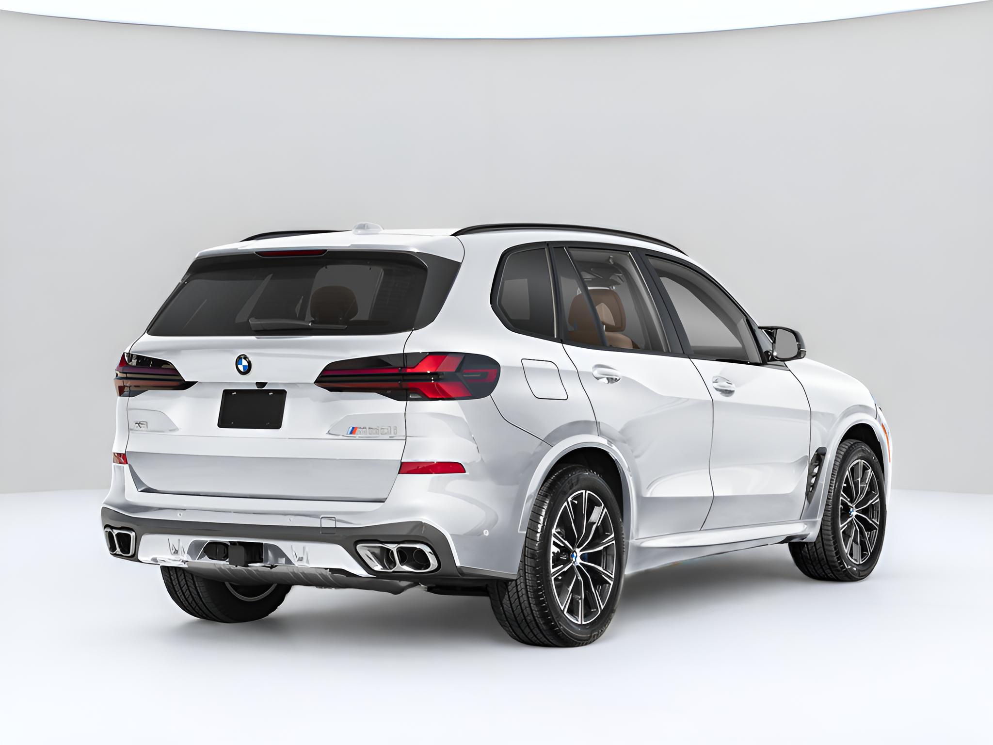 2024 BMW X5 M60i
