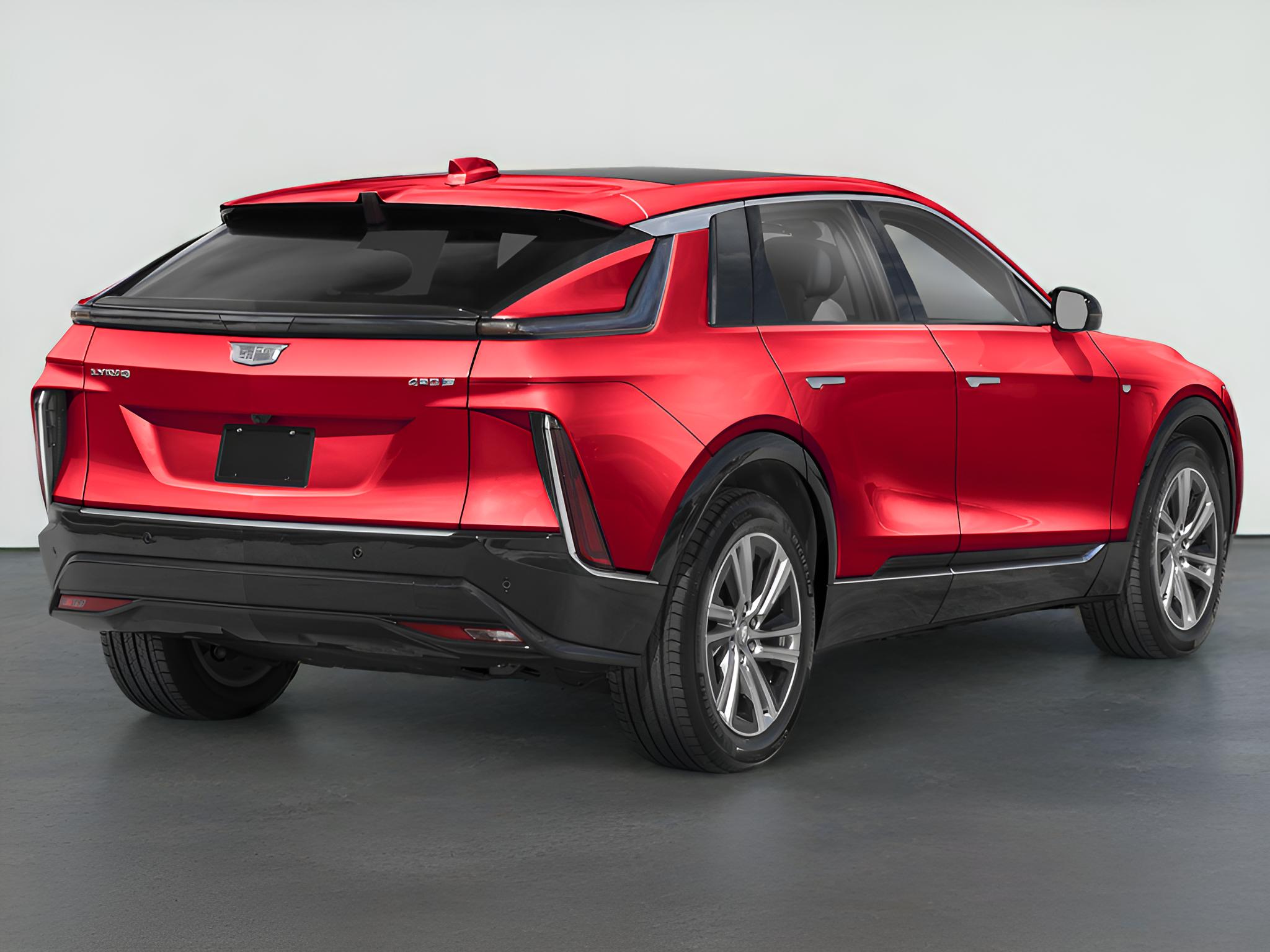 2024 Cadillac LYRIQ Luxury 2
