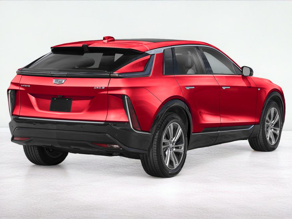 2024 Cadillac LYRIQ Luxury 2