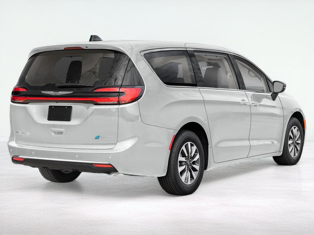 2024 Chrysler Pacifica Select